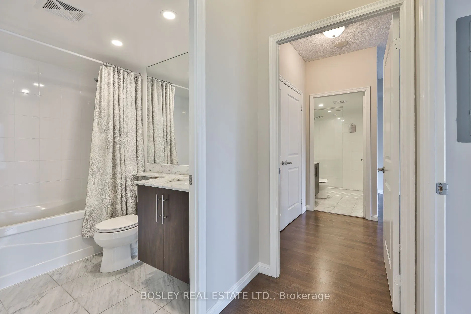 900 Mount Pleasant Road, #412
