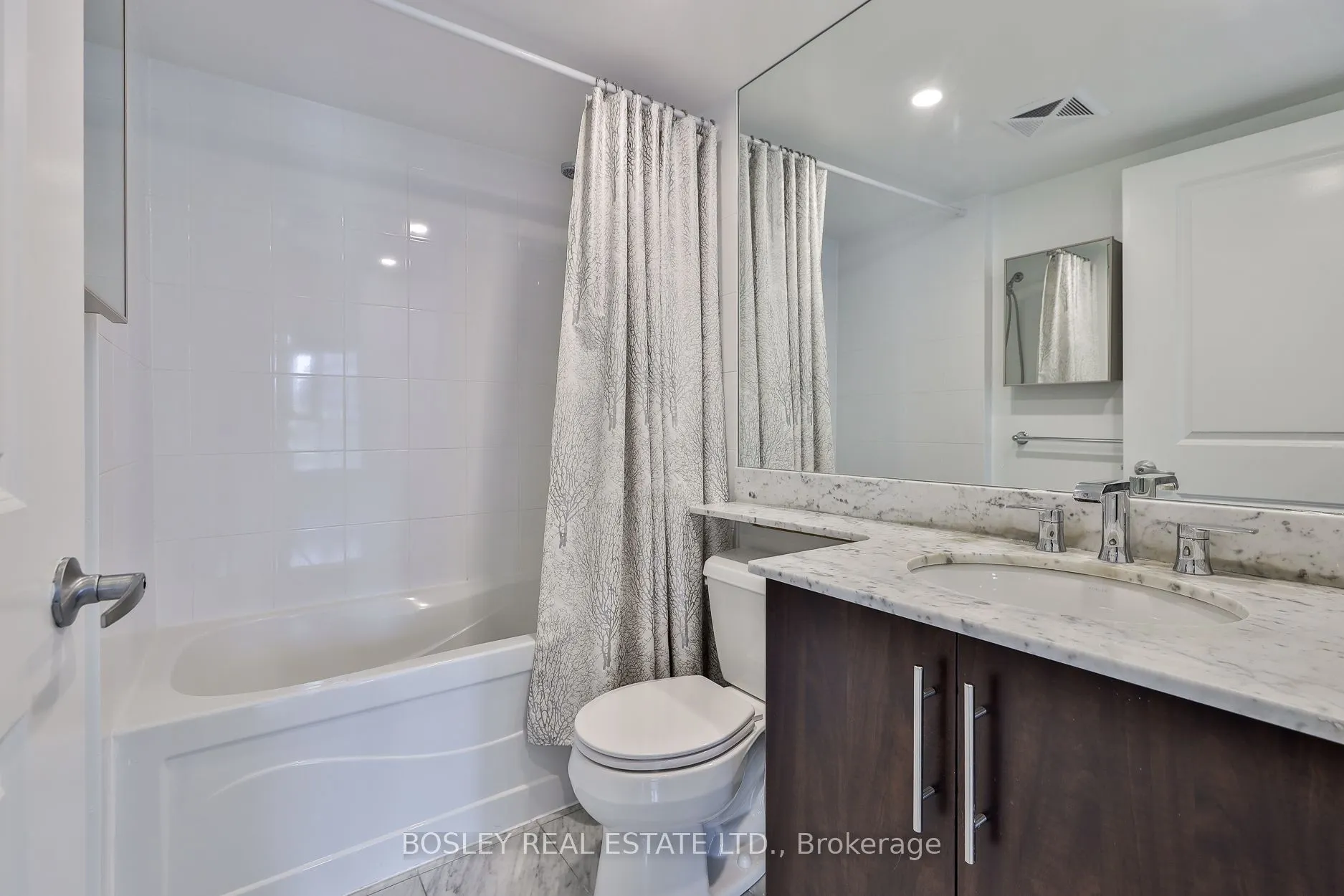 900 Mount Pleasant Road, #412