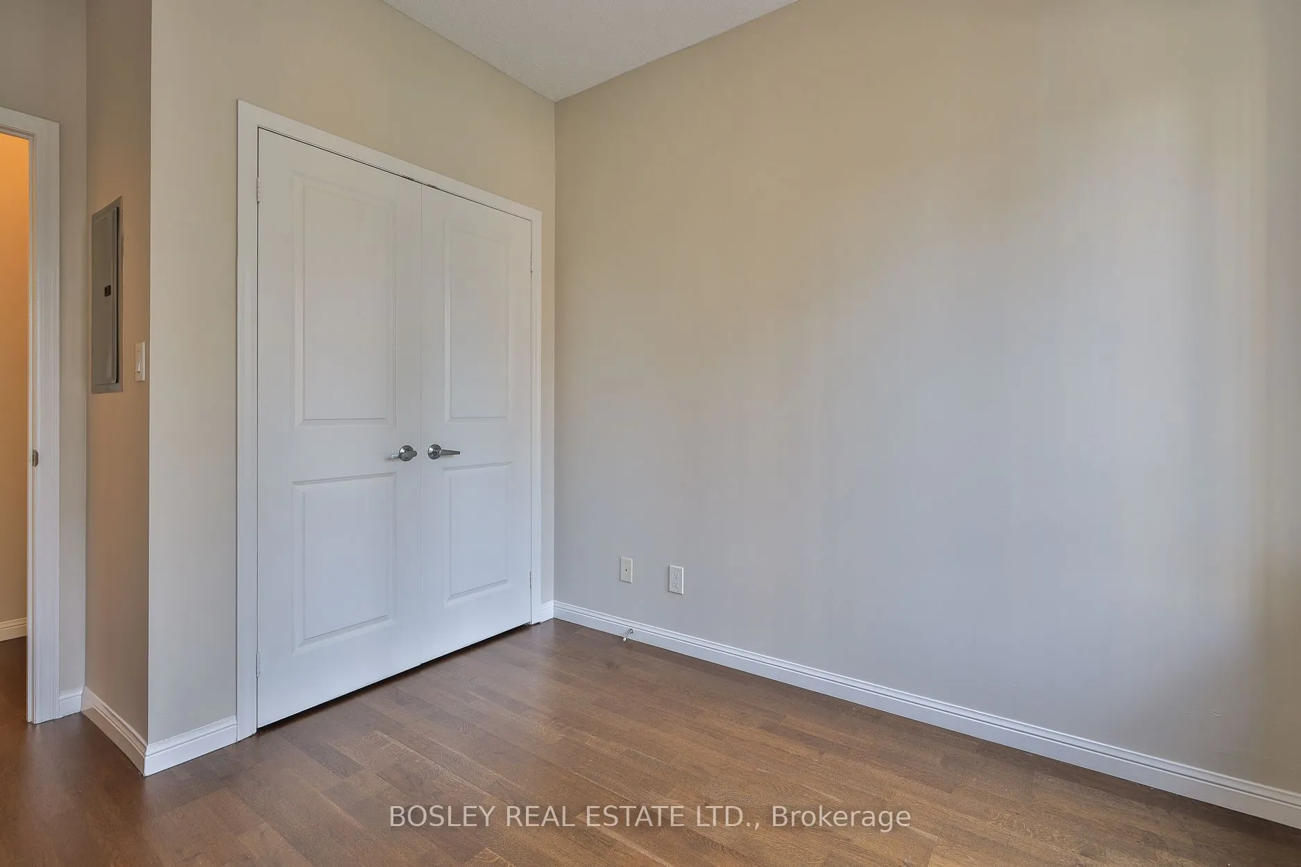 900 Mount Pleasant Road, #412