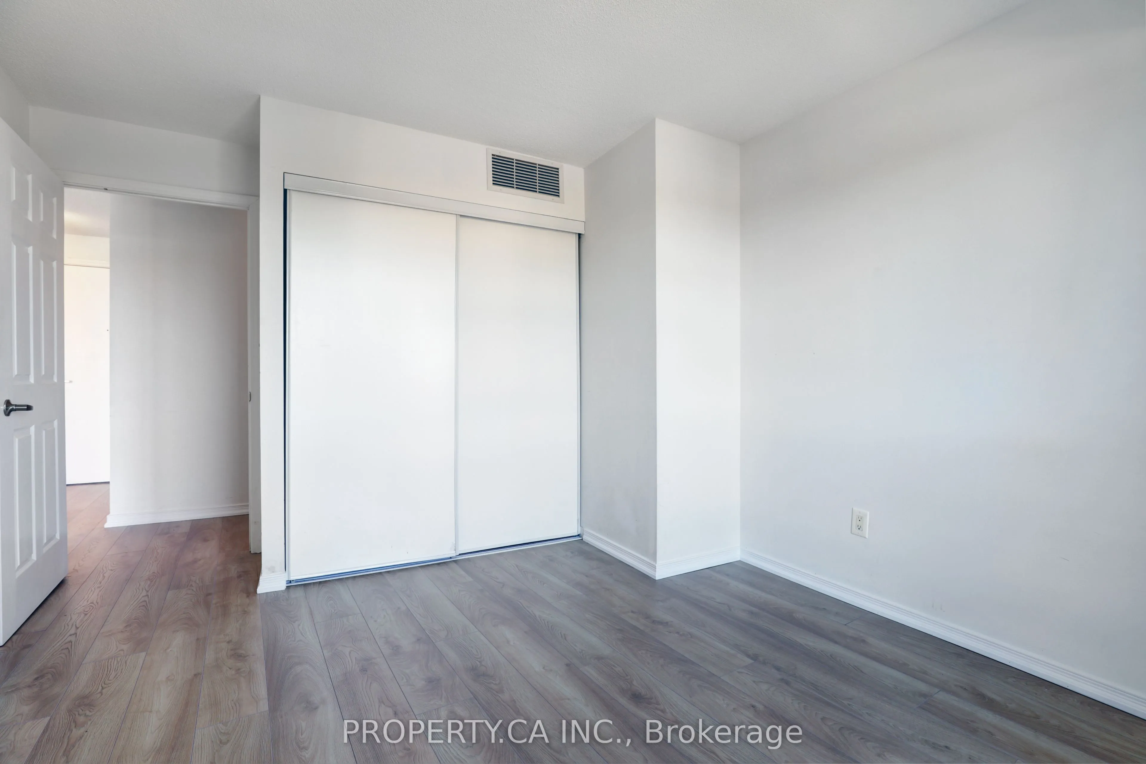18 Valley Woods Road, #Ph211