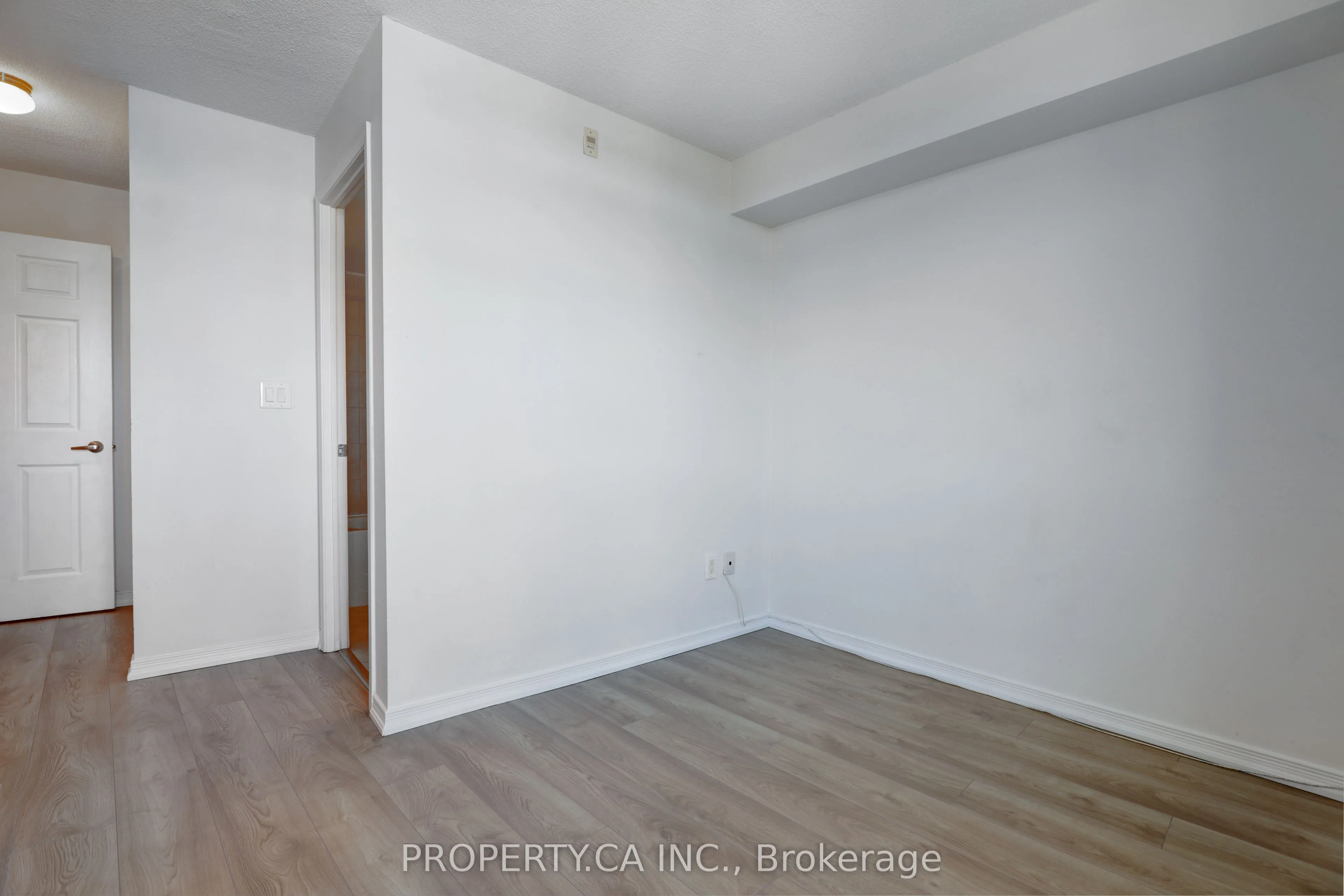 18 Valley Woods Road, #Ph211