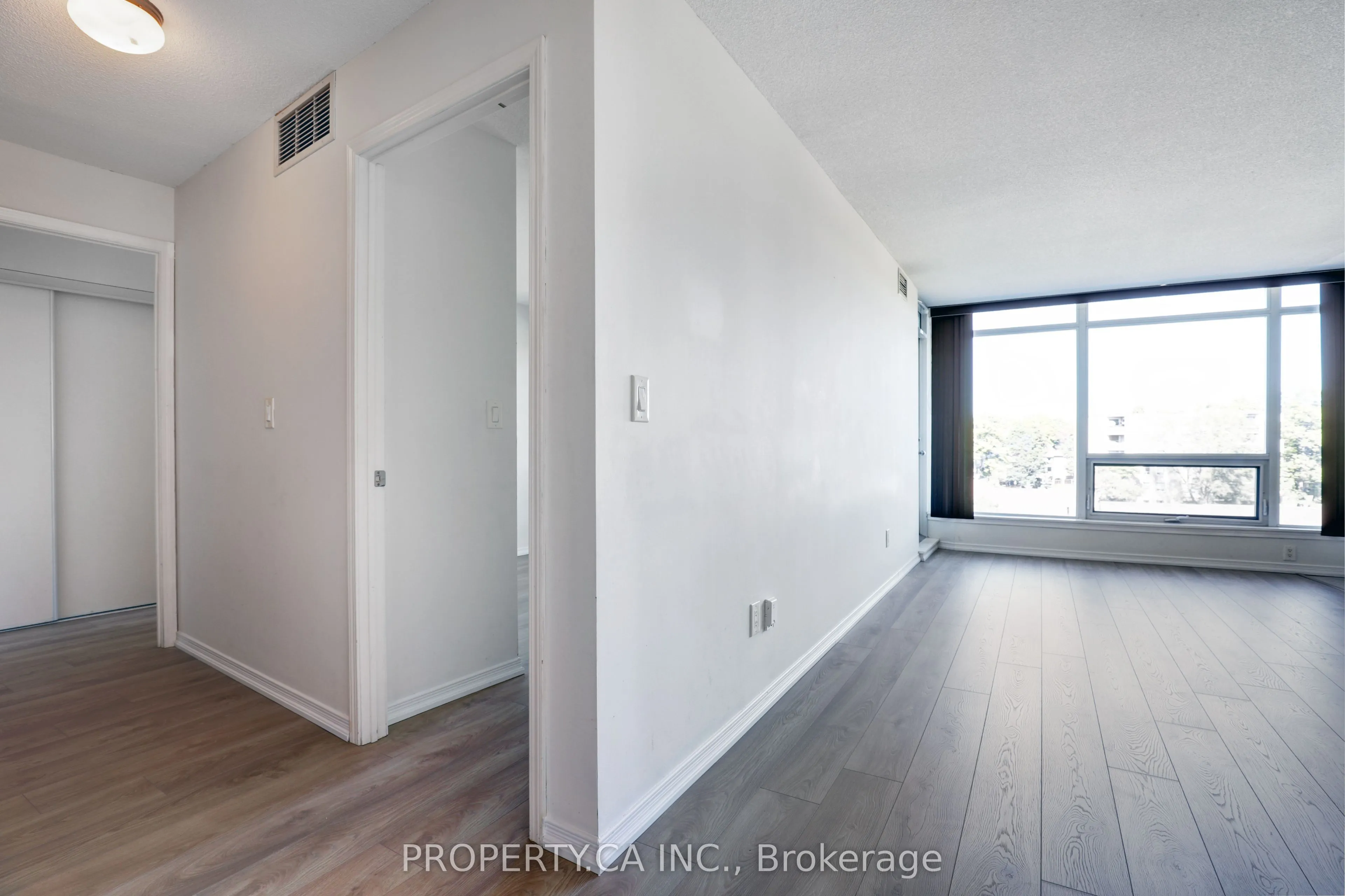 18 Valley Woods Road, #Ph211