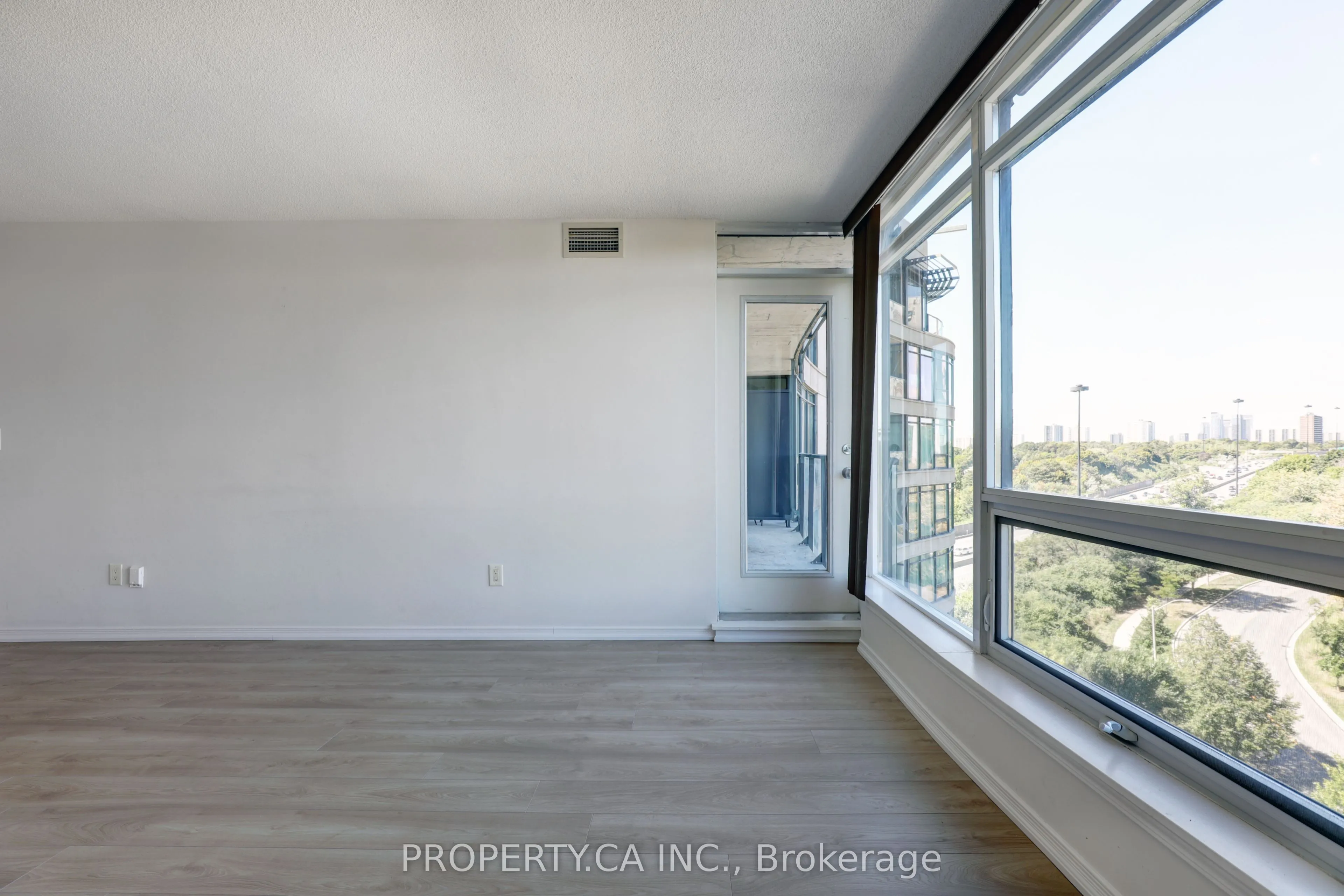 18 Valley Woods Road, #Ph211