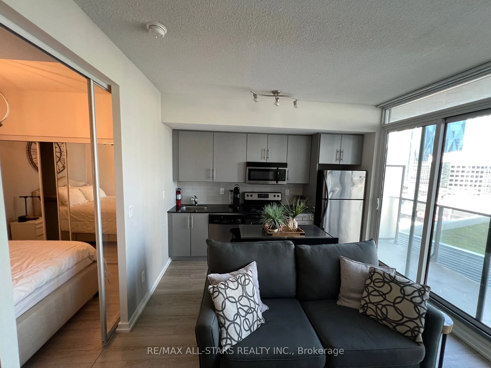 55 Bremner Boulevard, #1306