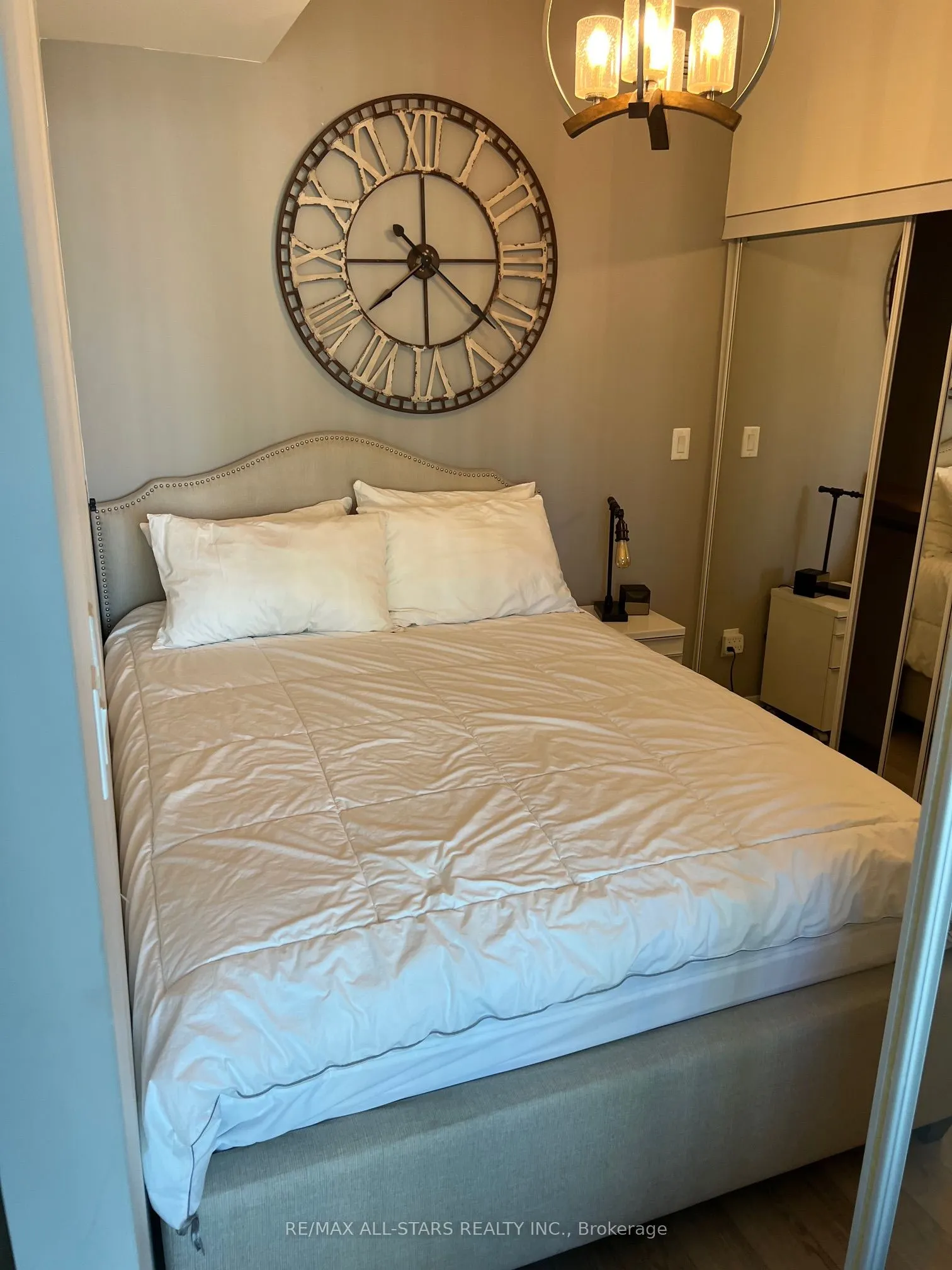 55 Bremner Boulevard, #1306