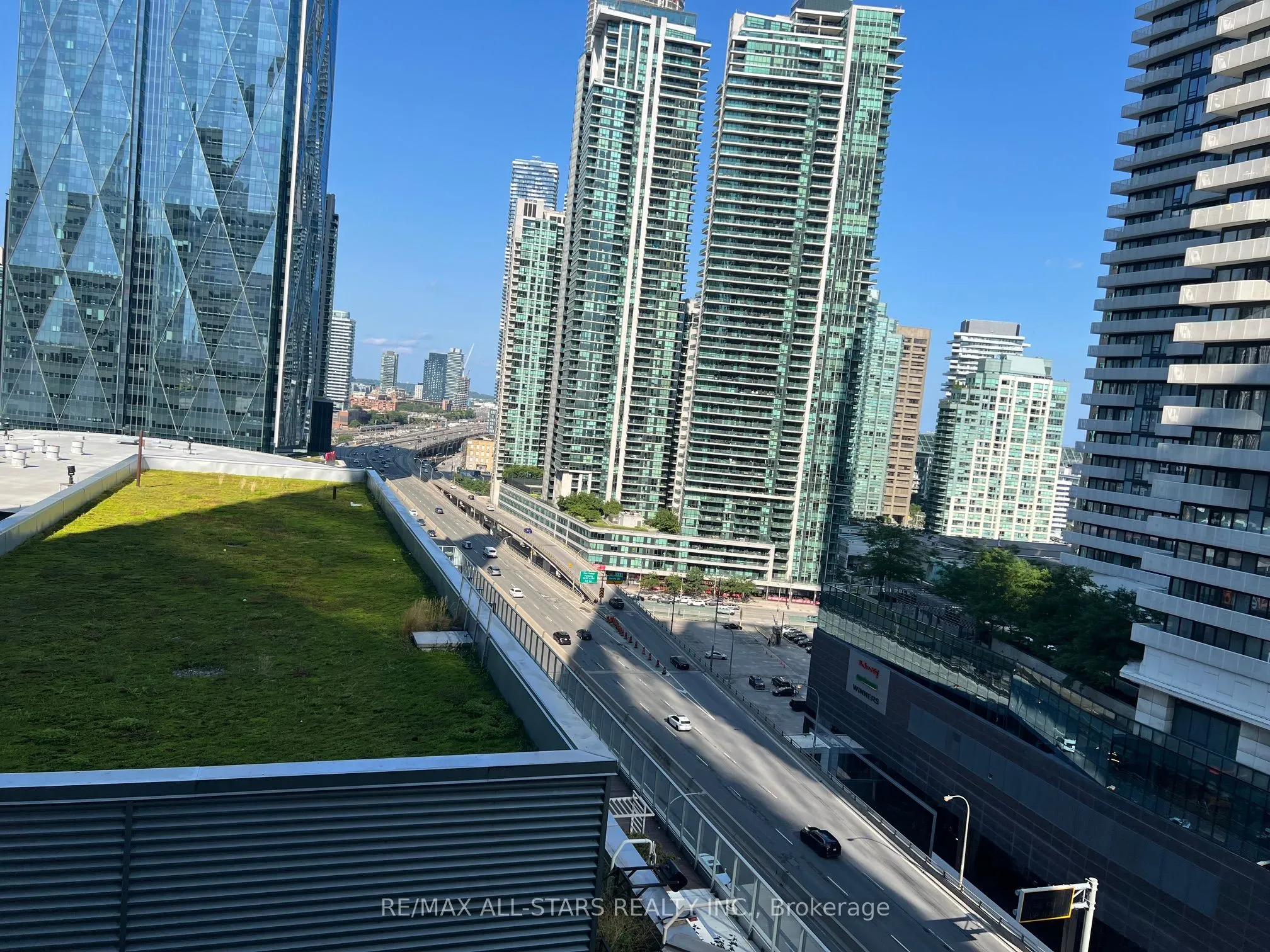 55 Bremner Boulevard, #1306