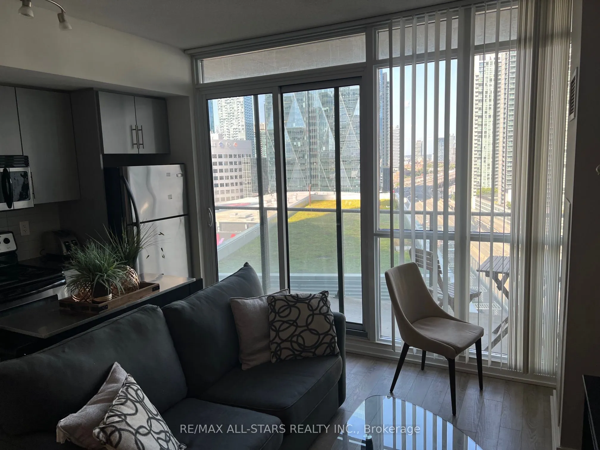 55 Bremner Boulevard, #1306