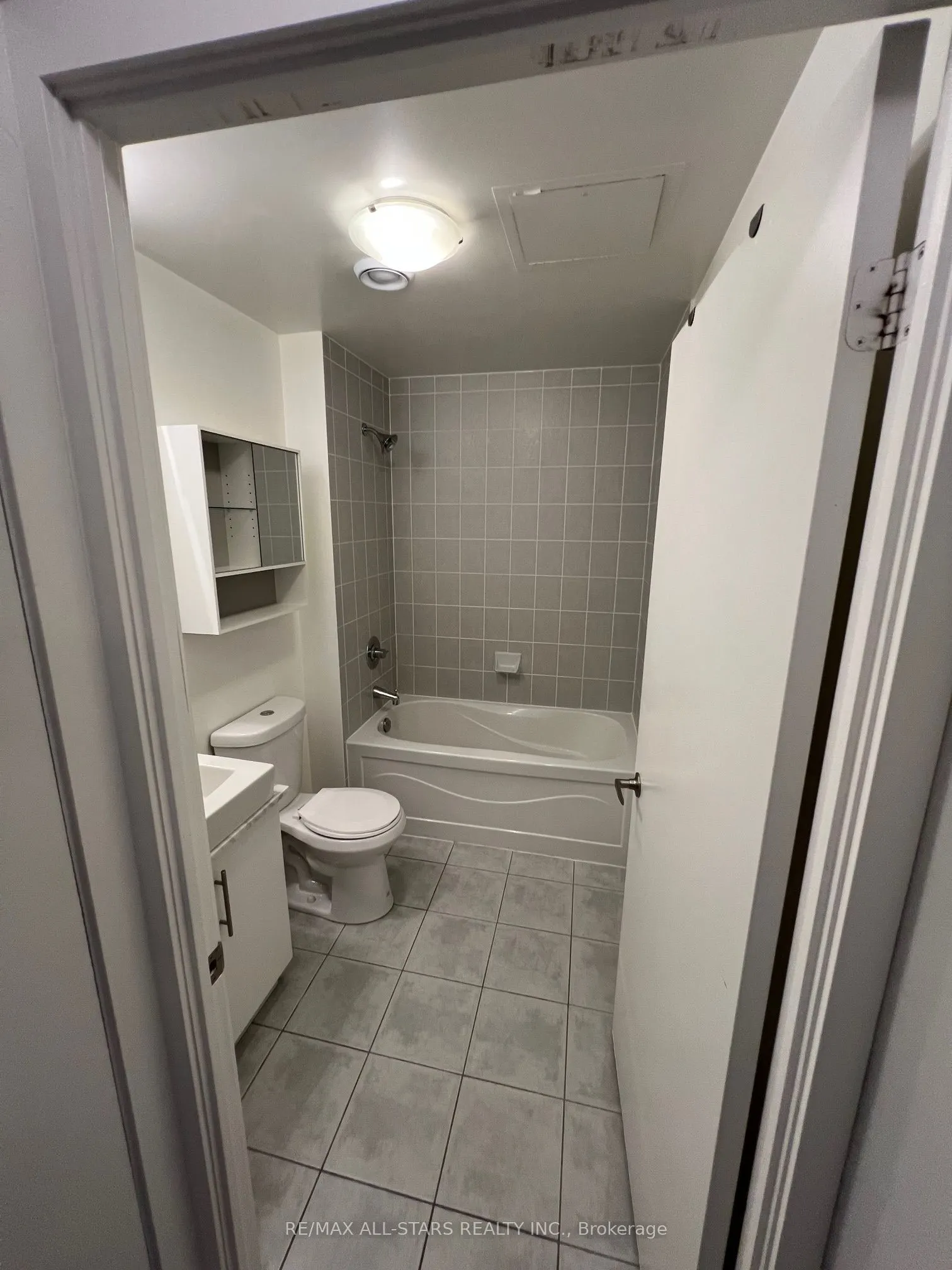 55 Bremner Boulevard, #1306