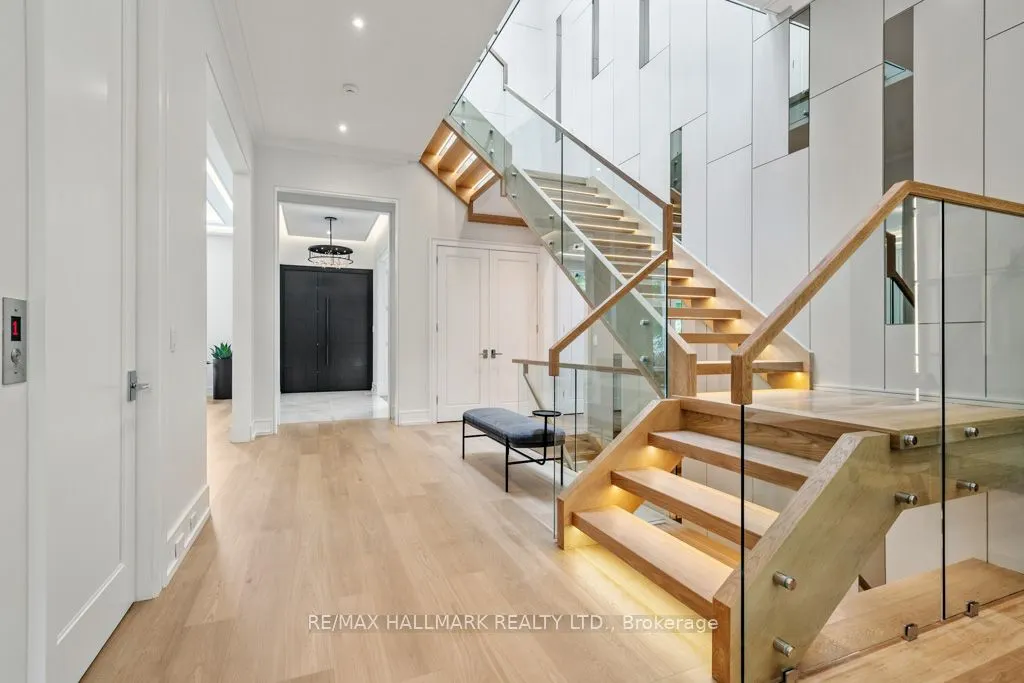 215 Northwood Drive
