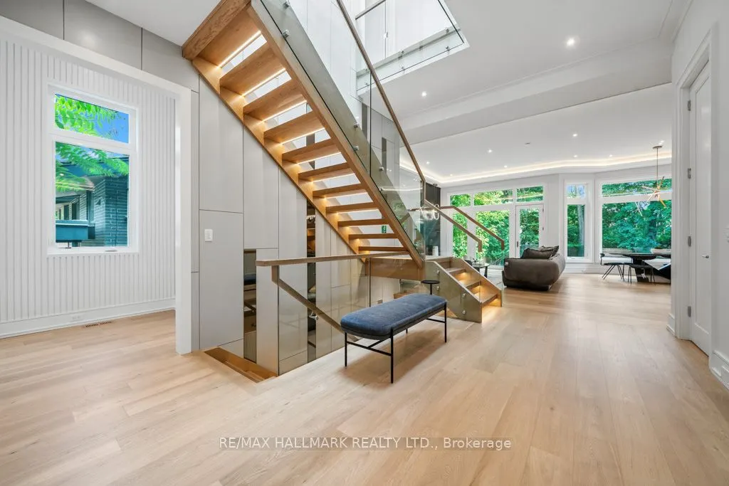 215 Northwood Drive
