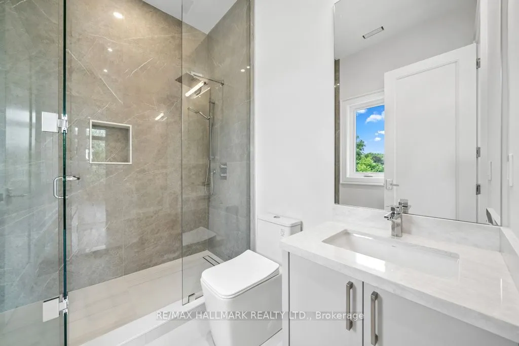 215 Northwood Drive
