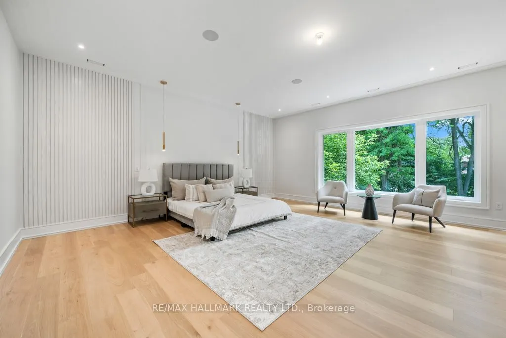 215 Northwood Drive