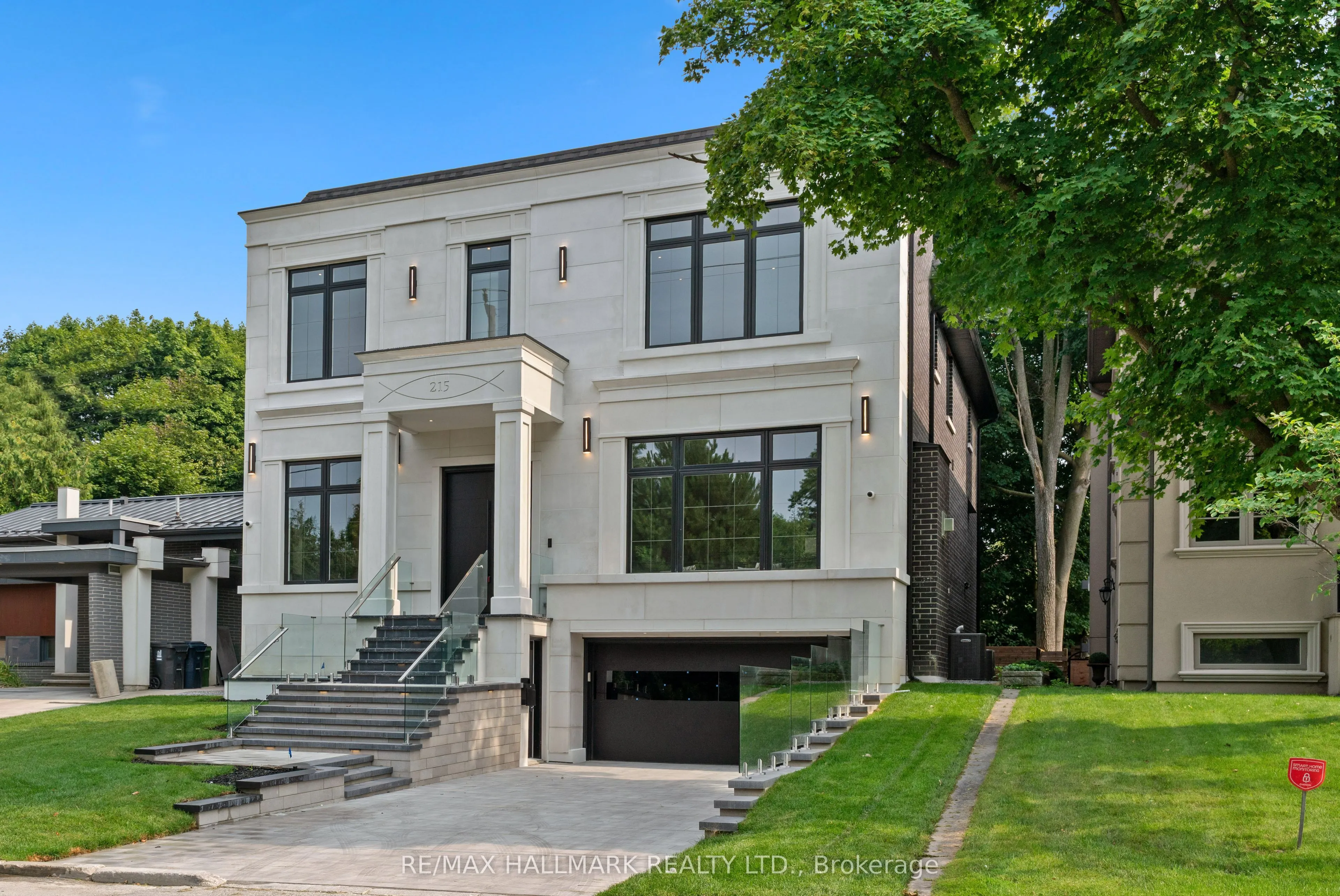 215 Northwood Drive