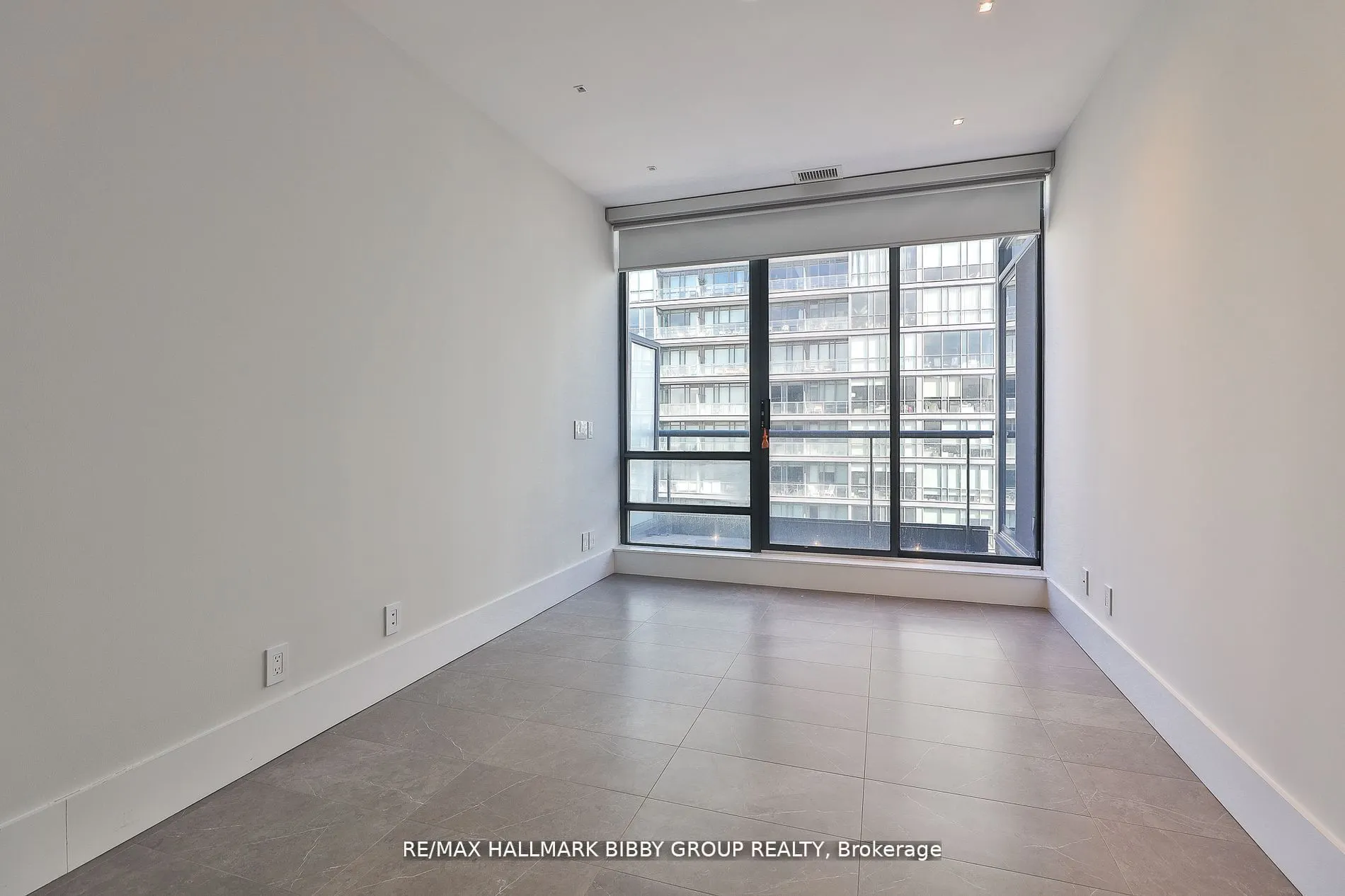 438 King Street W, #2101