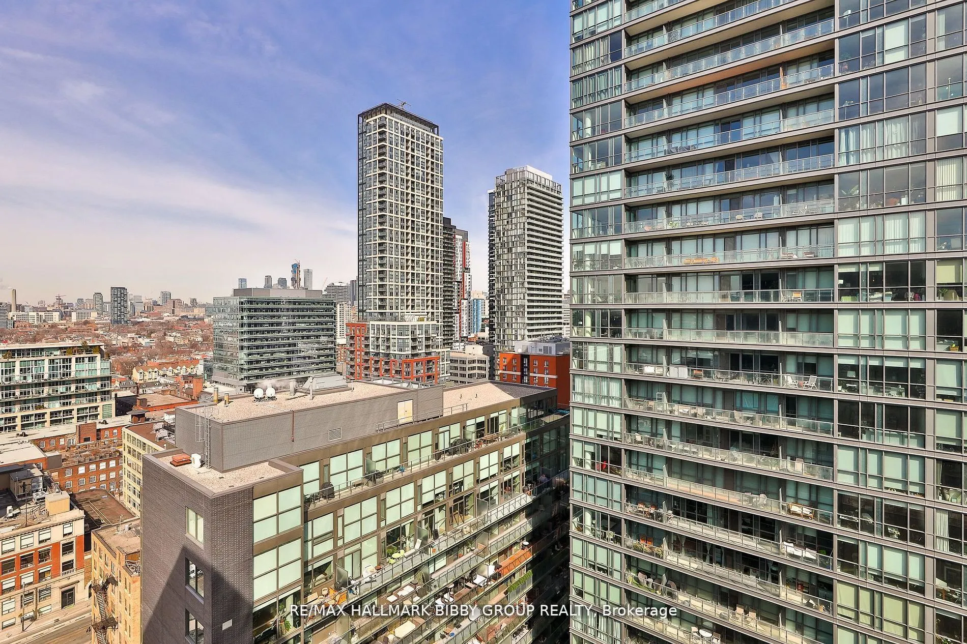 438 King Street W, #2101