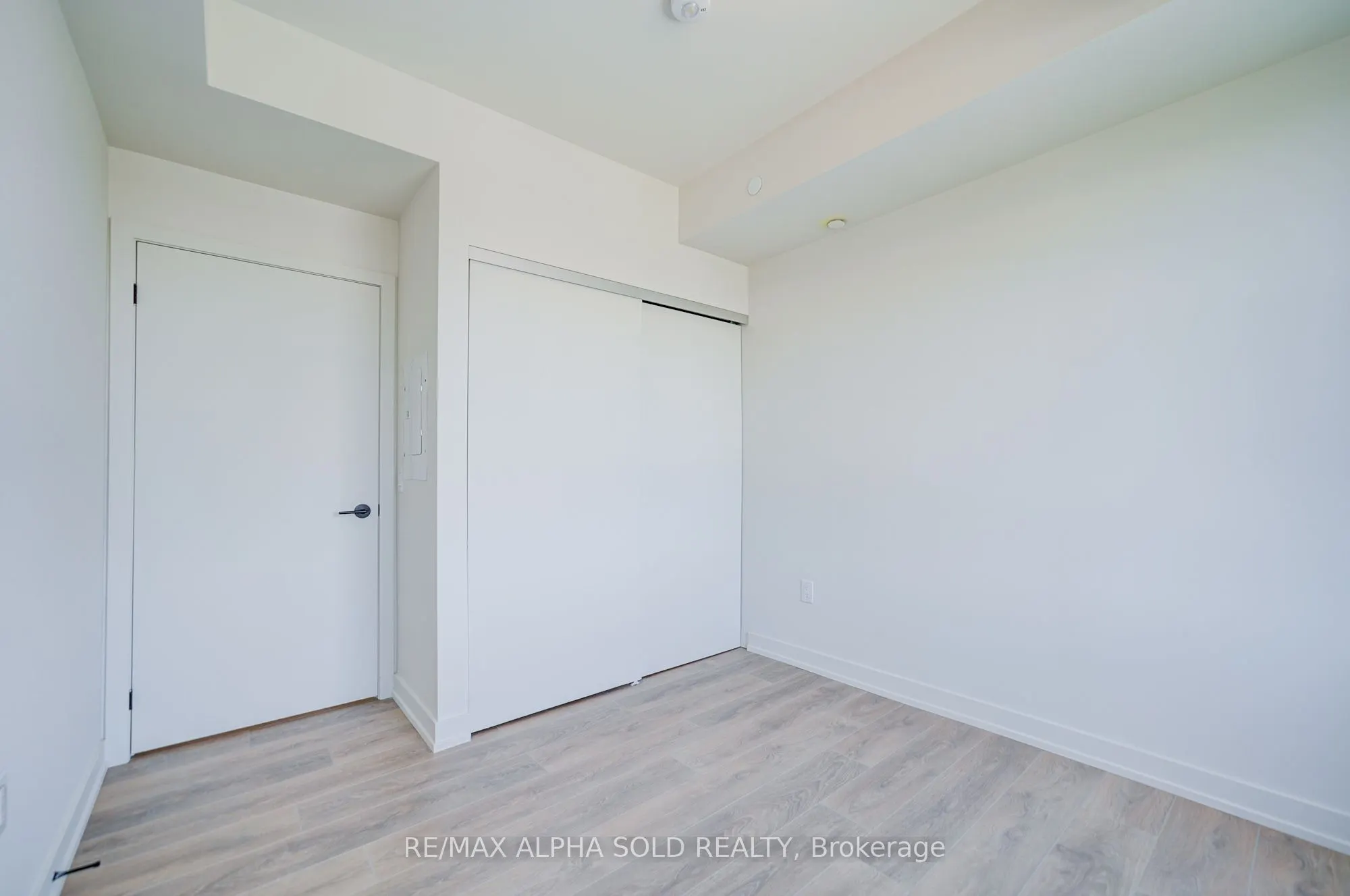 181 Sterling Road E, #1419
