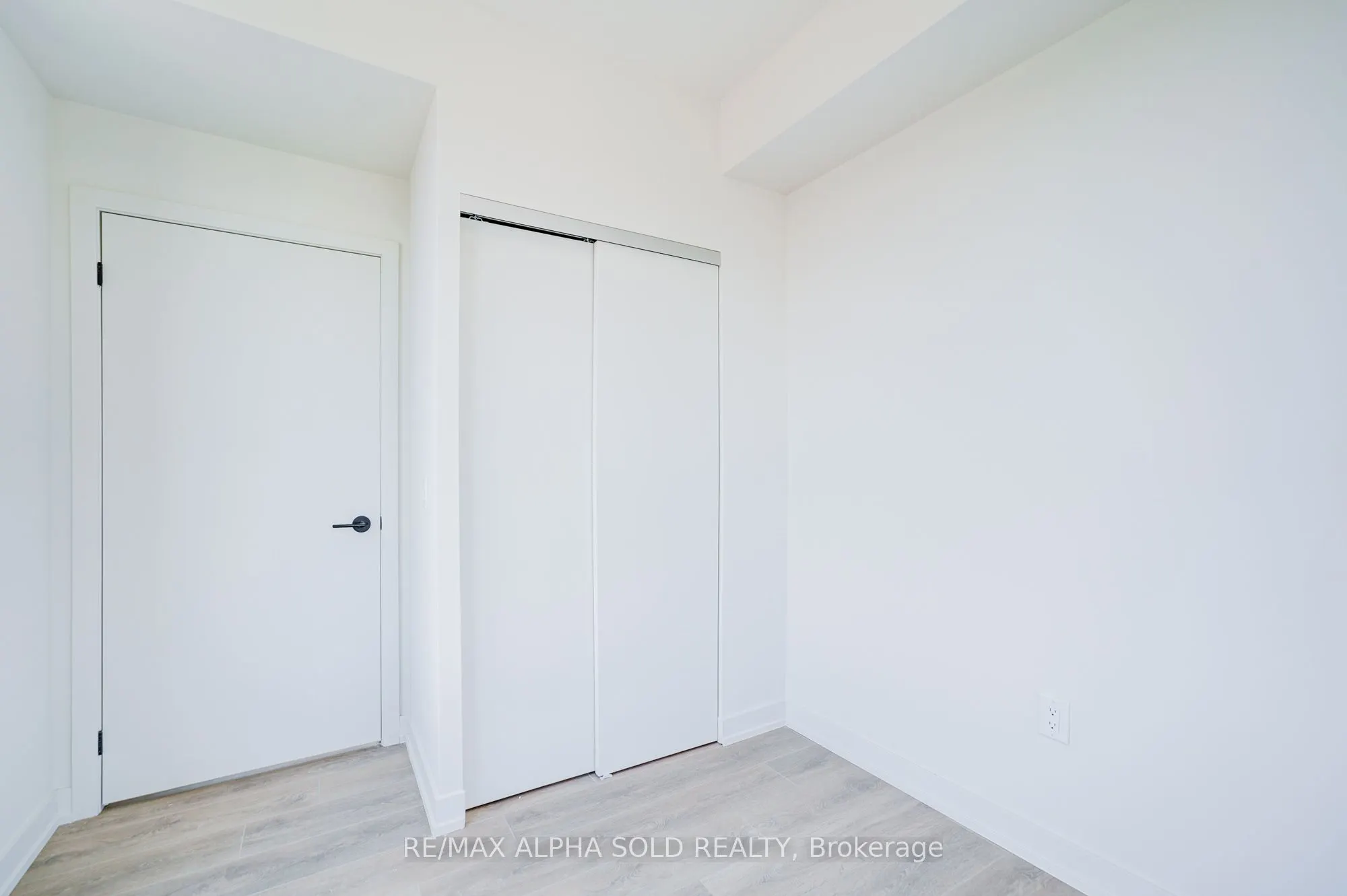 181 Sterling Road E, #1419