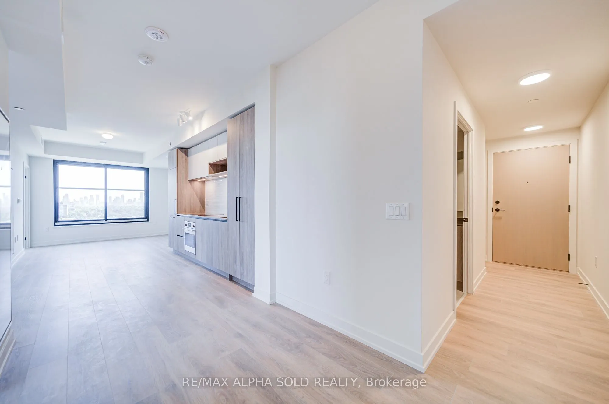 181 Sterling Road E, #1419