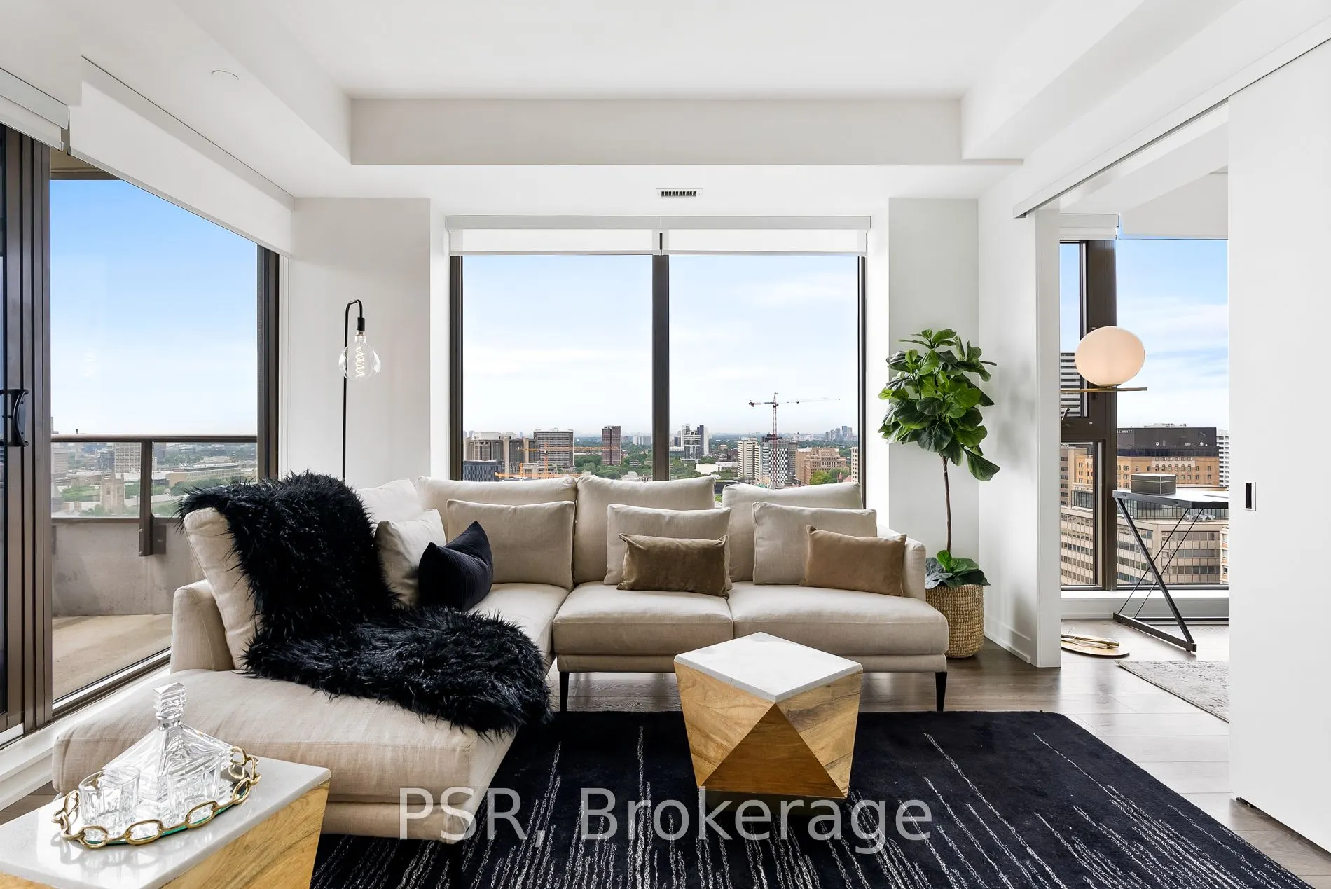 2 St Thomas Street, #1206
