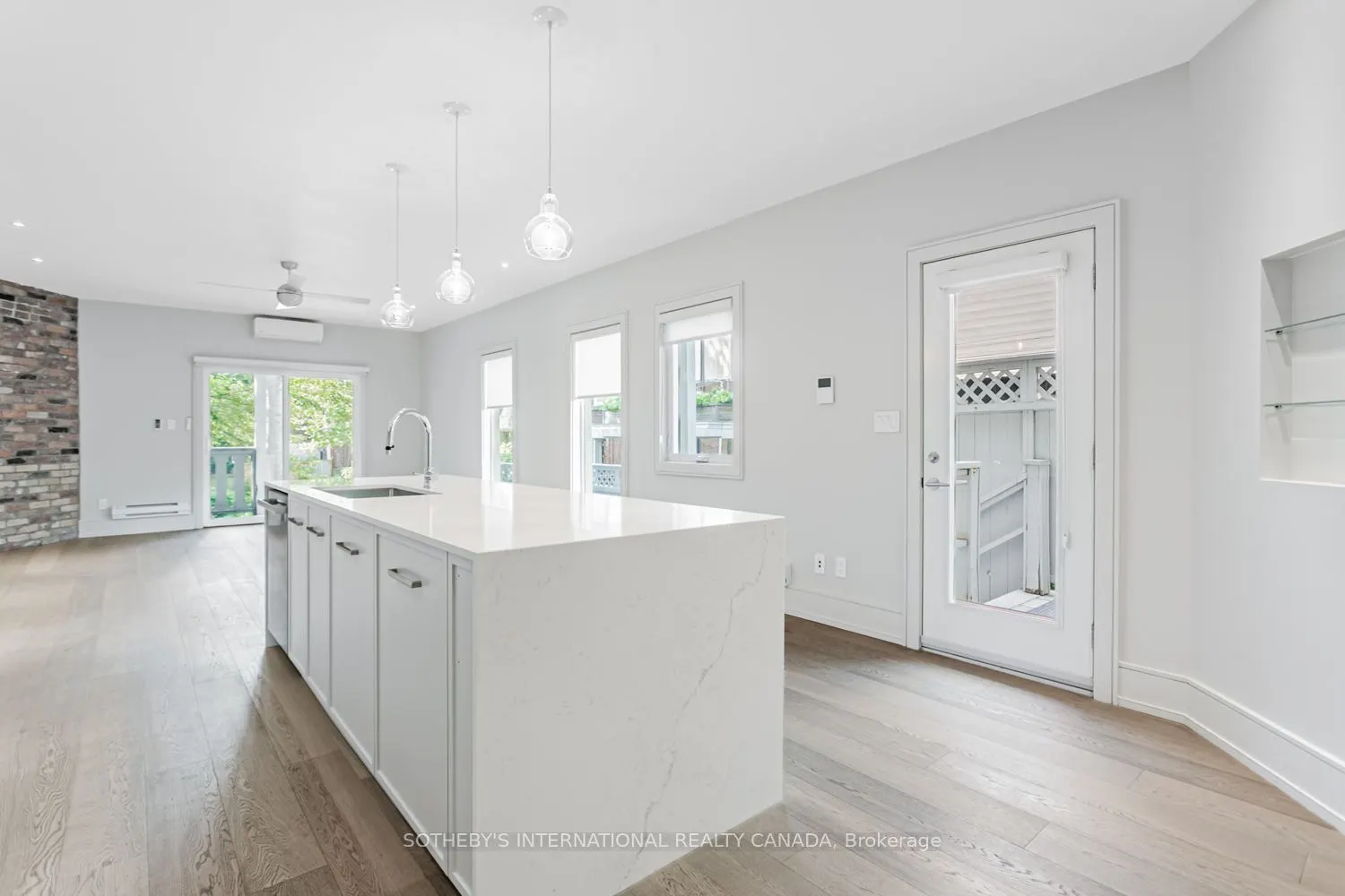 287 Carlton Street, #Suite 1