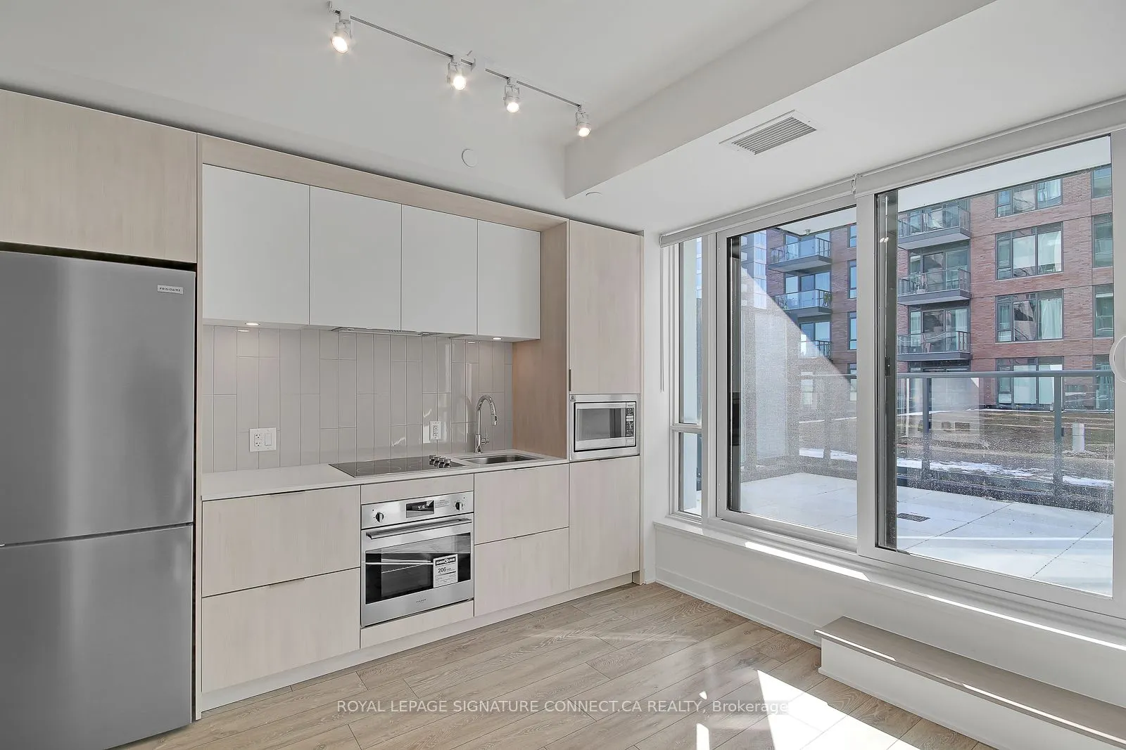 130 River Street, #506
