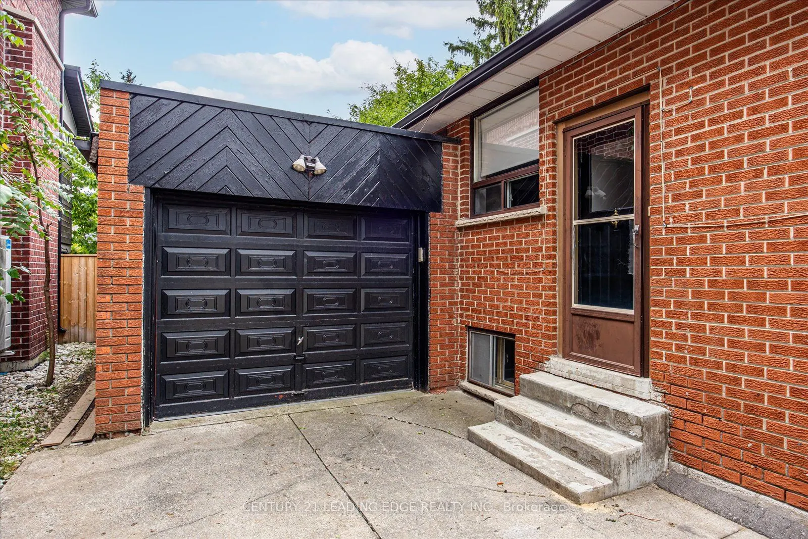 127 Glen Park Avenue