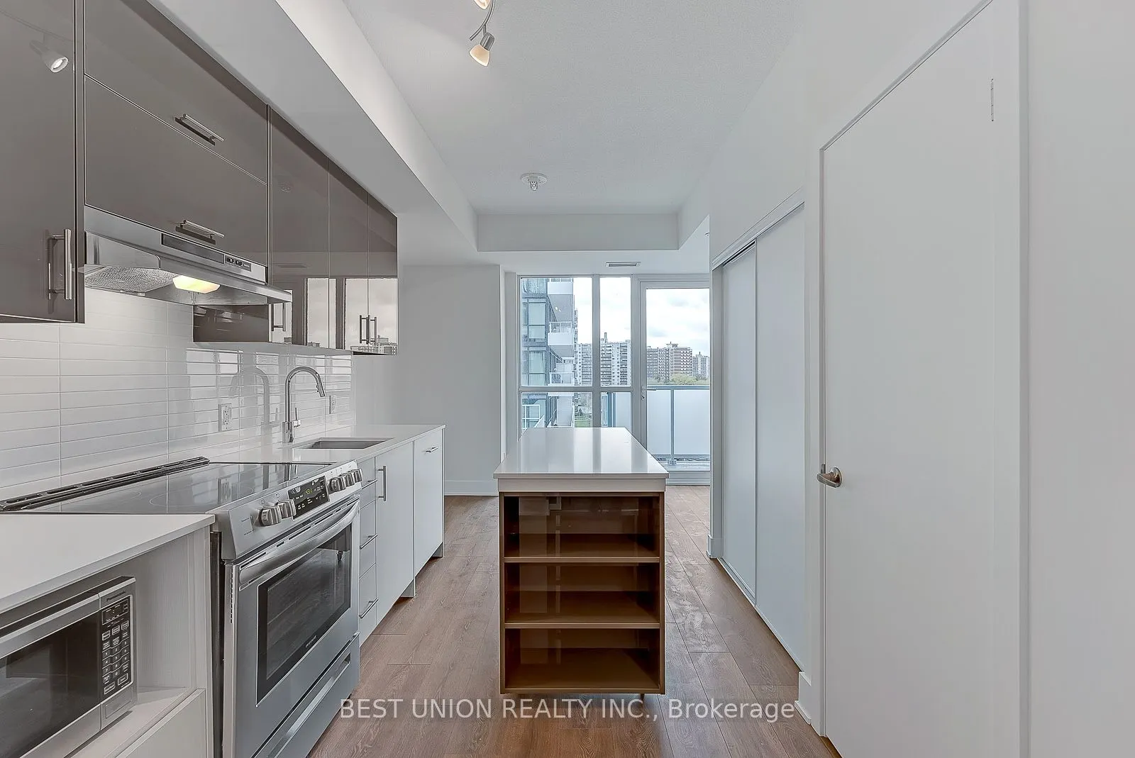 188 Fairview Mall Drive, #703