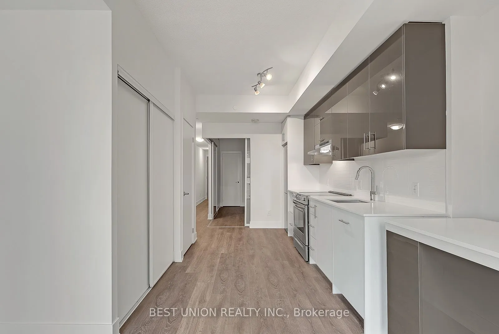 188 Fairview Mall Drive, #703