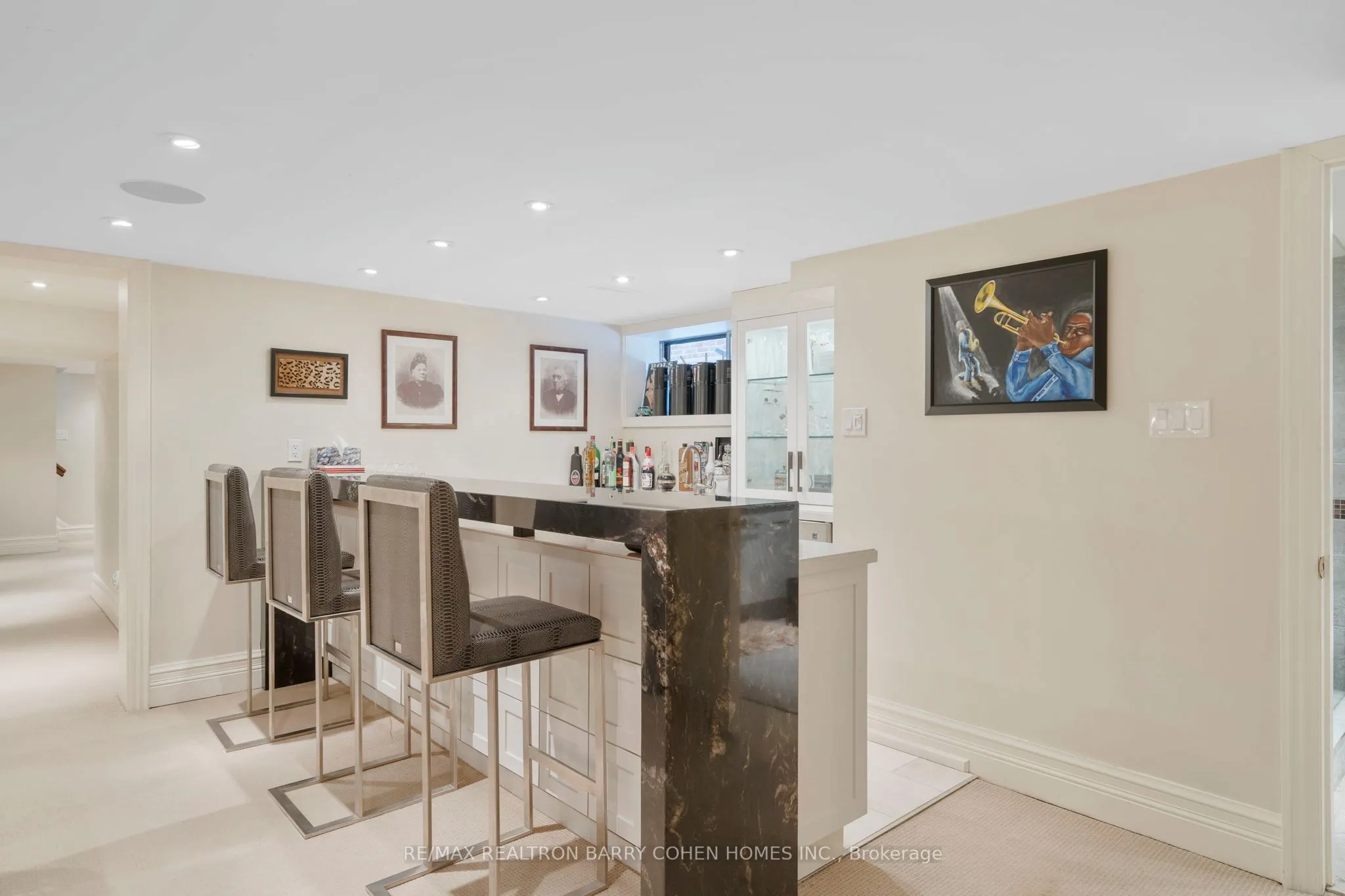10 Pine Hill Road