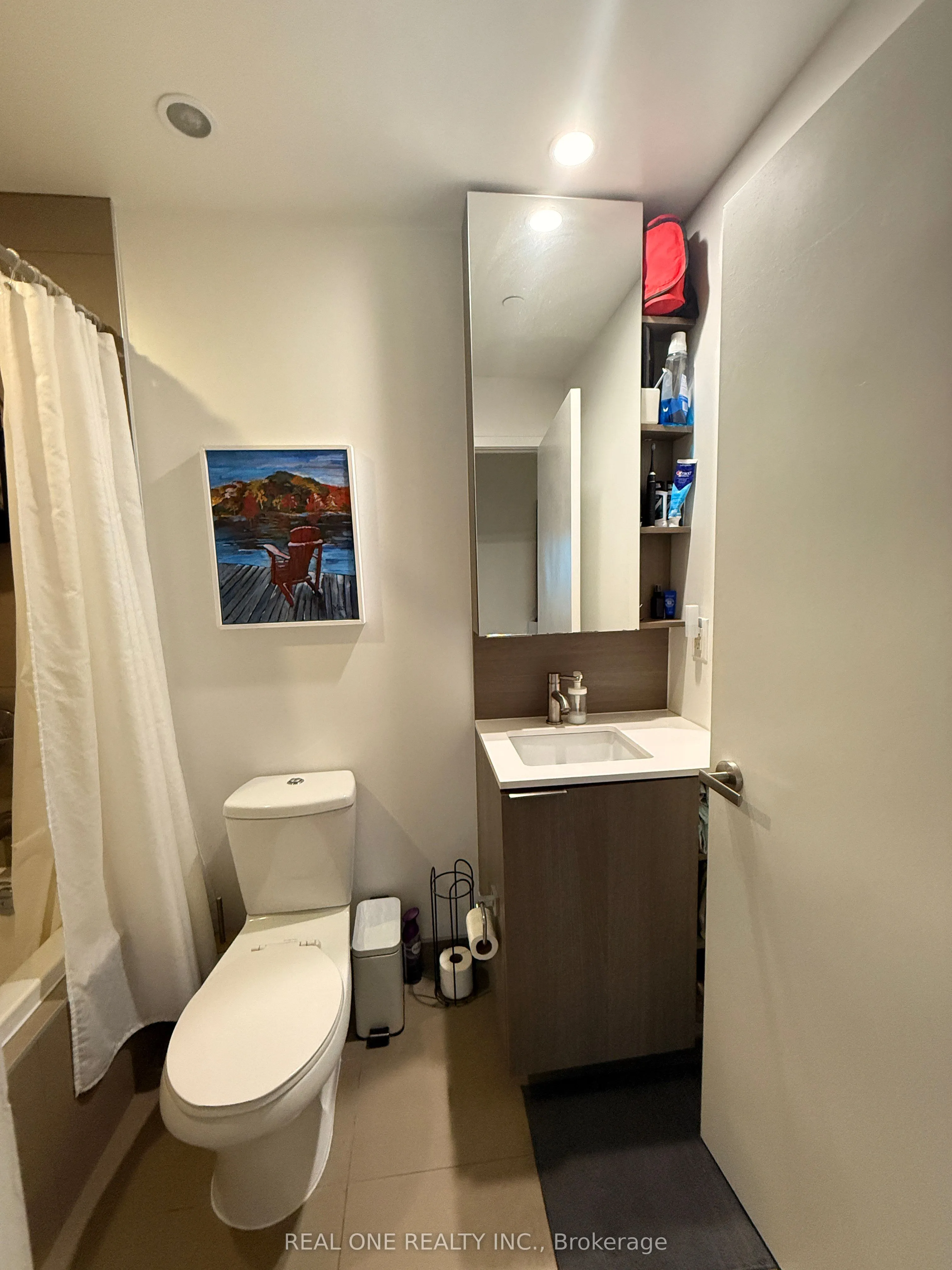 170 Sumach Street, #1206