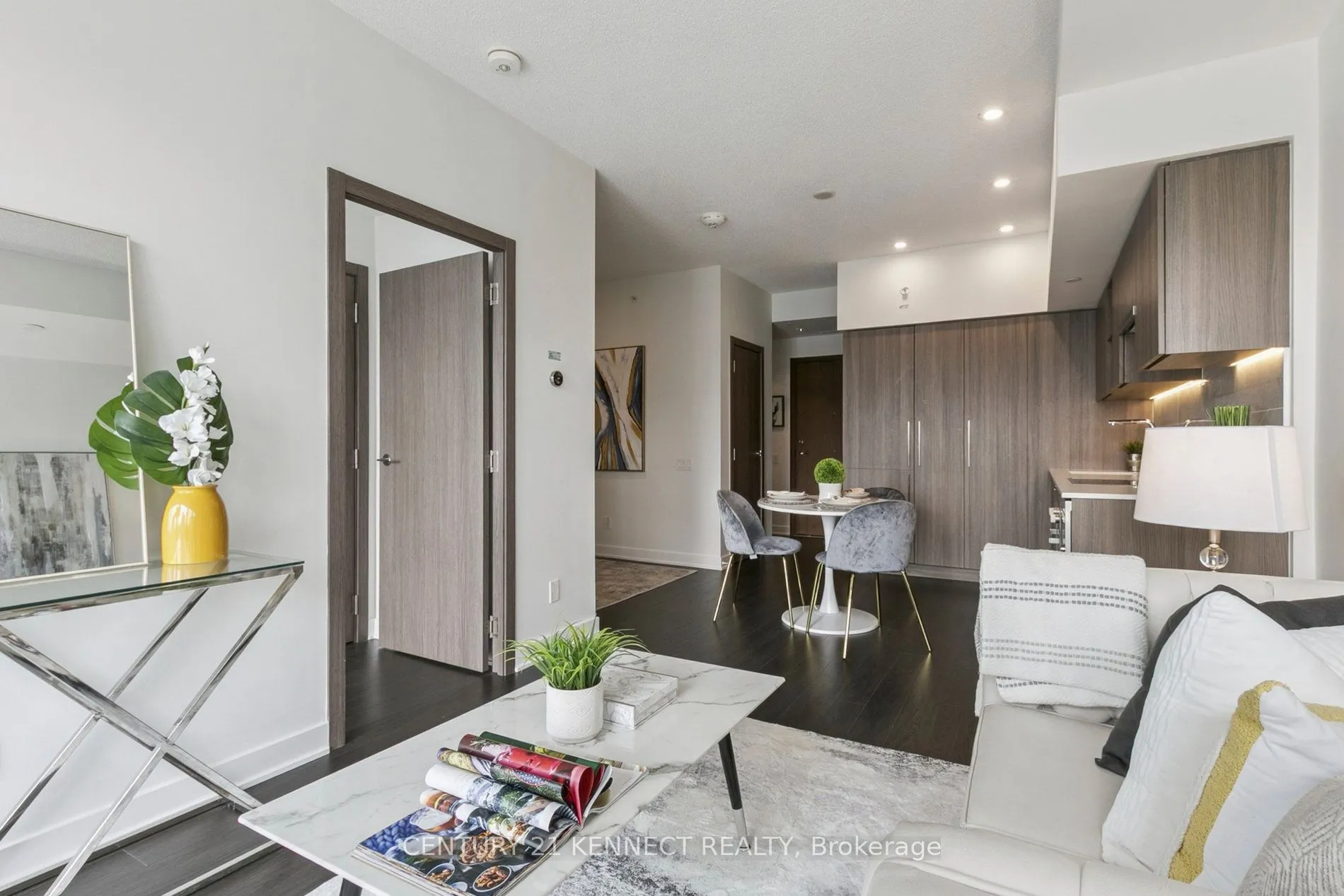 19 Bathurst Street, #3108