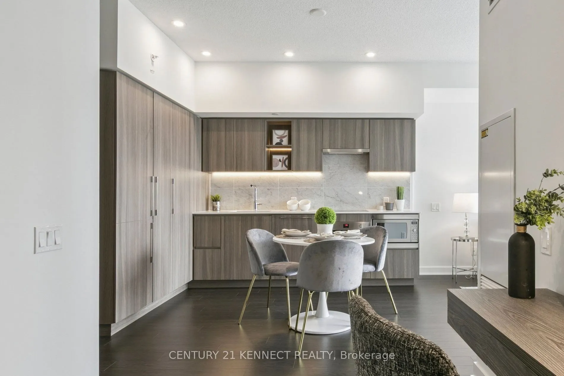 19 Bathurst Street, #3108