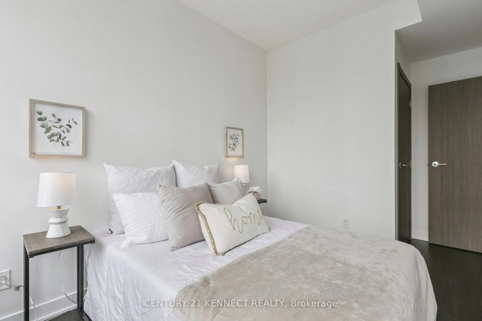19 Bathurst Street, #3108