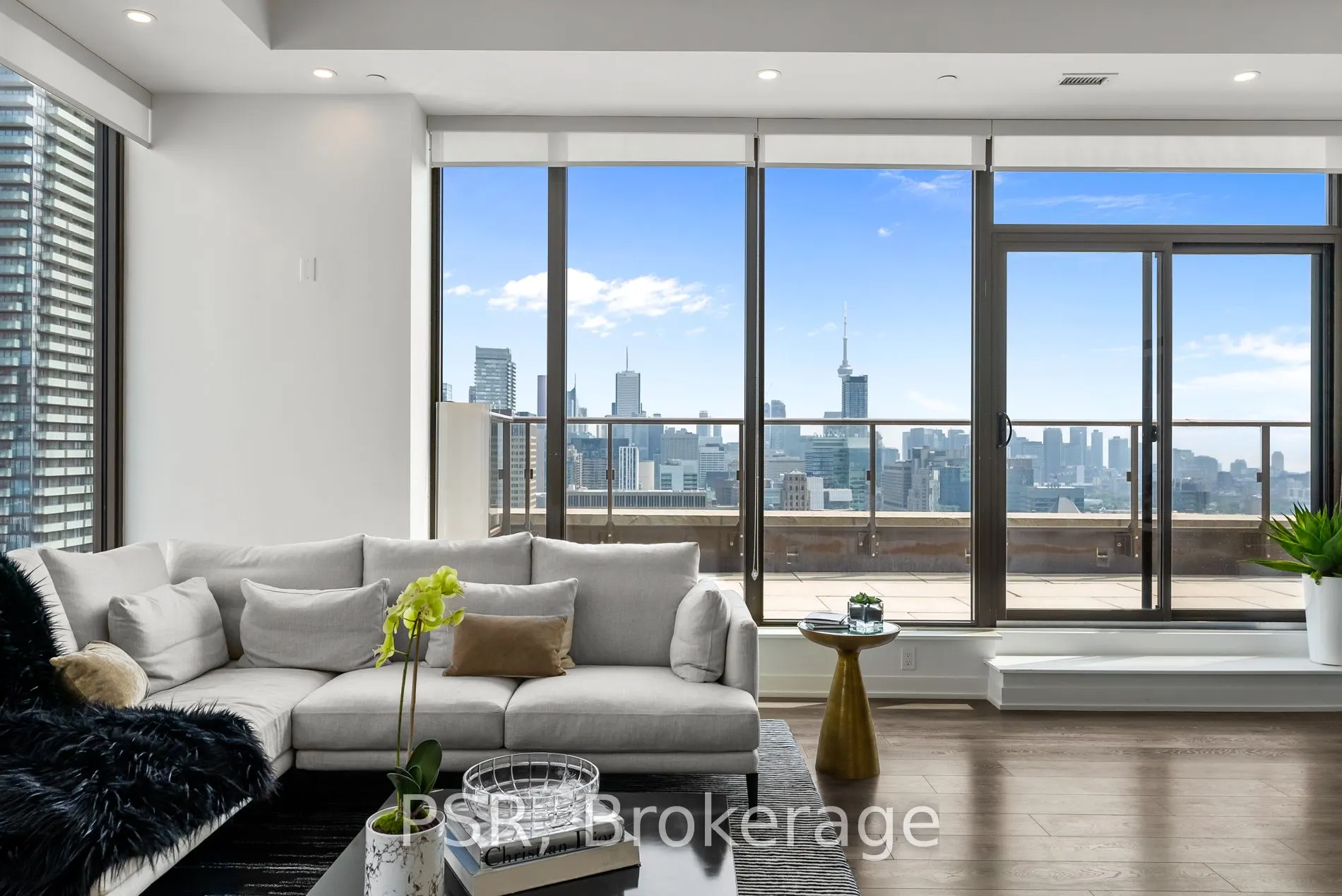 2 St Thomas Street, #PH2603