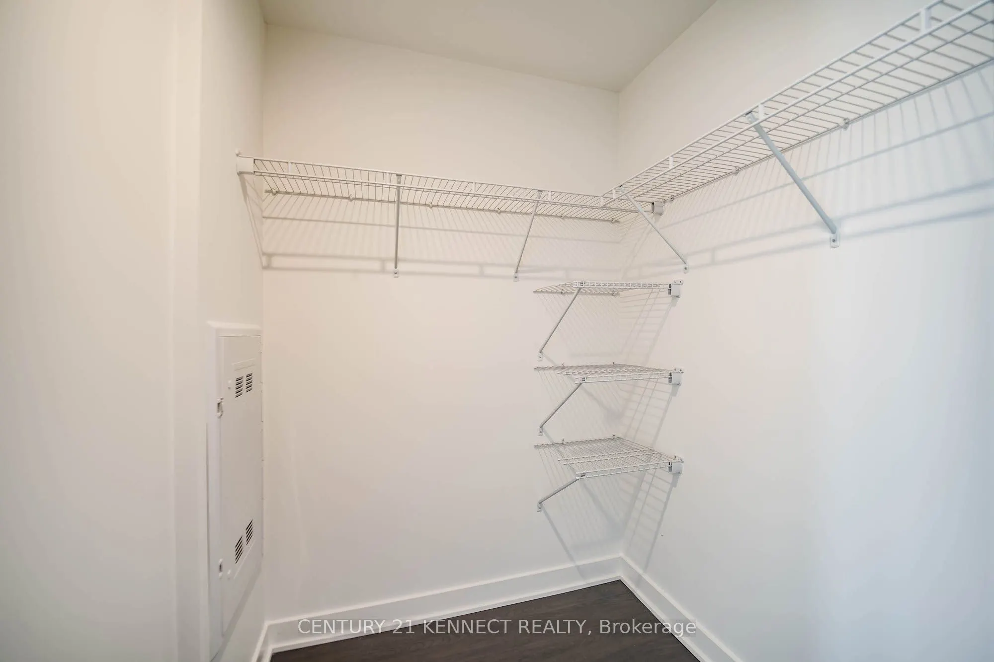 19 Bathurst Street, #3108