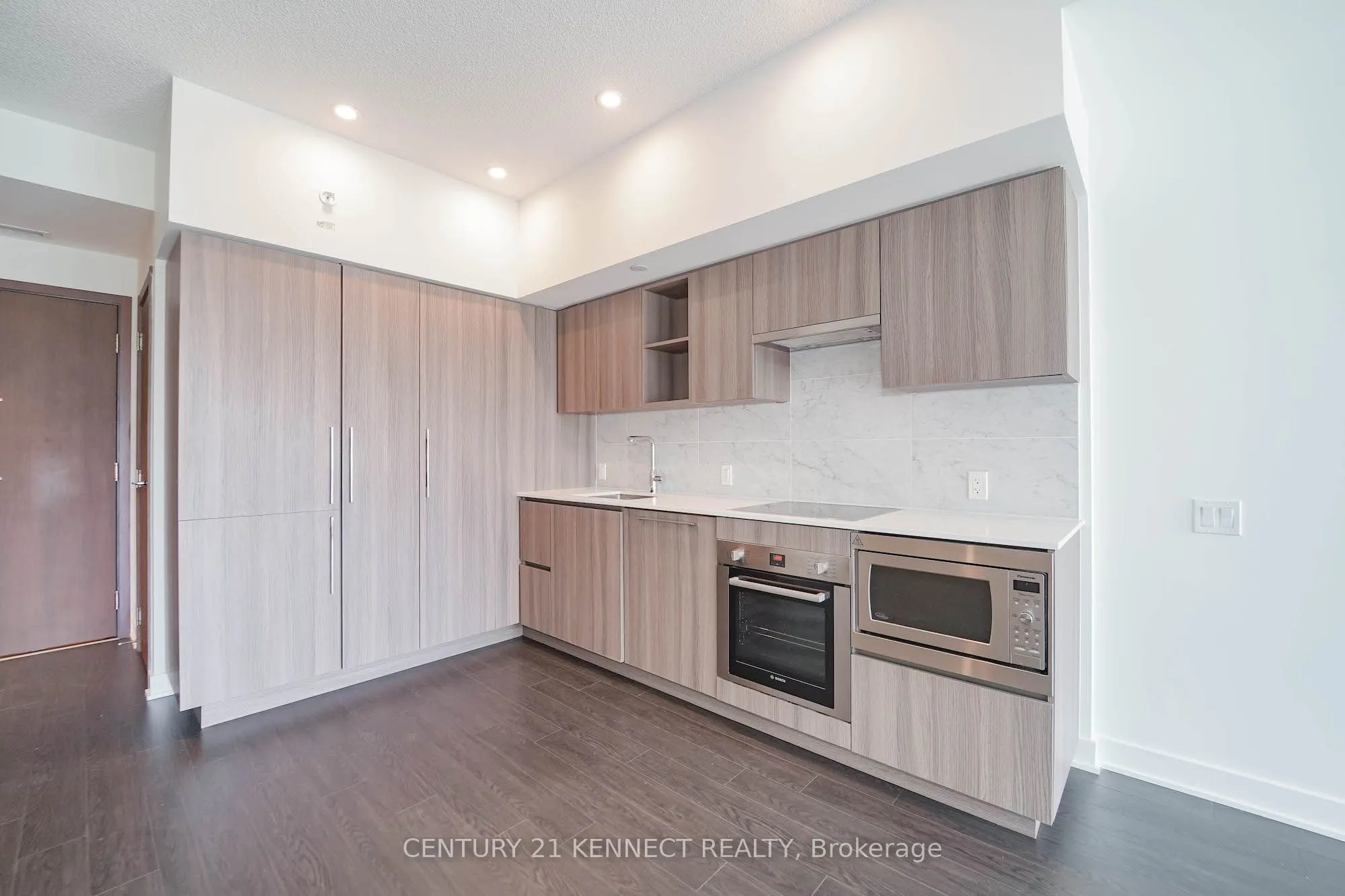 19 Bathurst Street, #3108