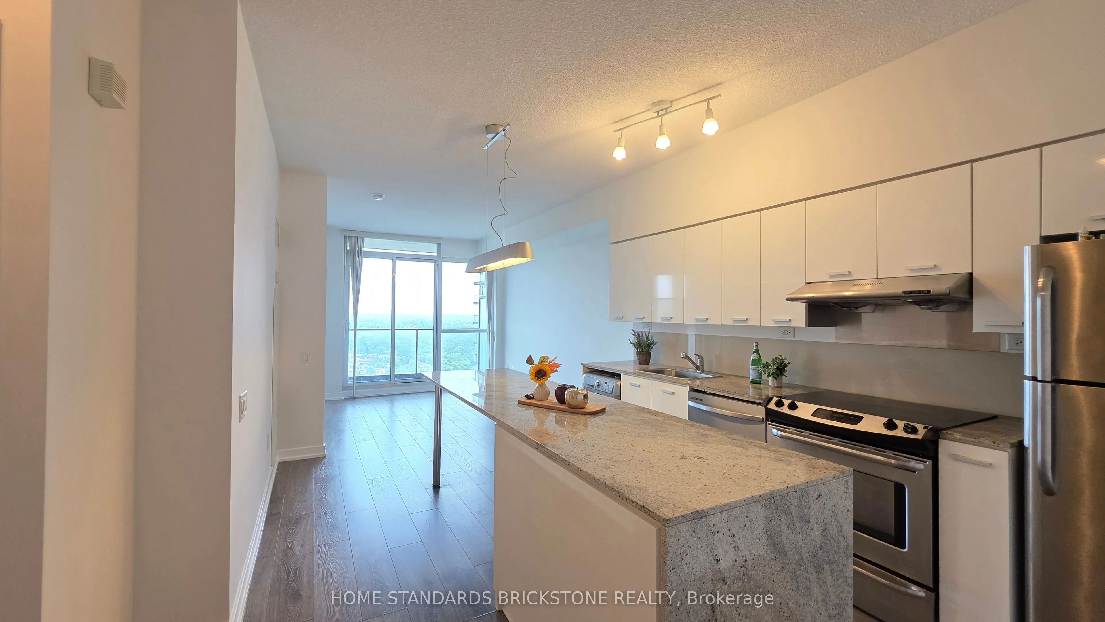 29 Singer Court, #2807