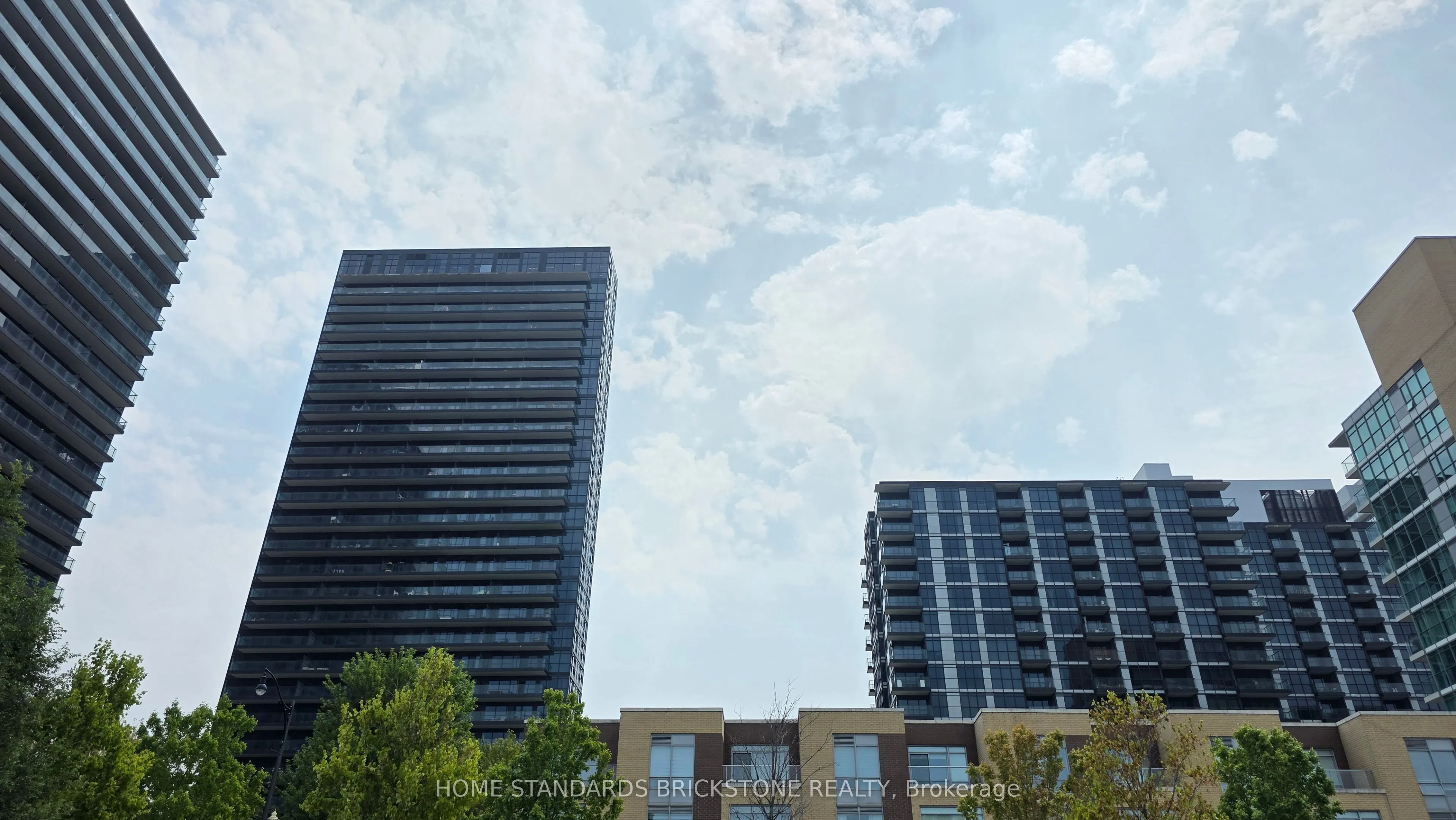 29 Singer Court, #2807