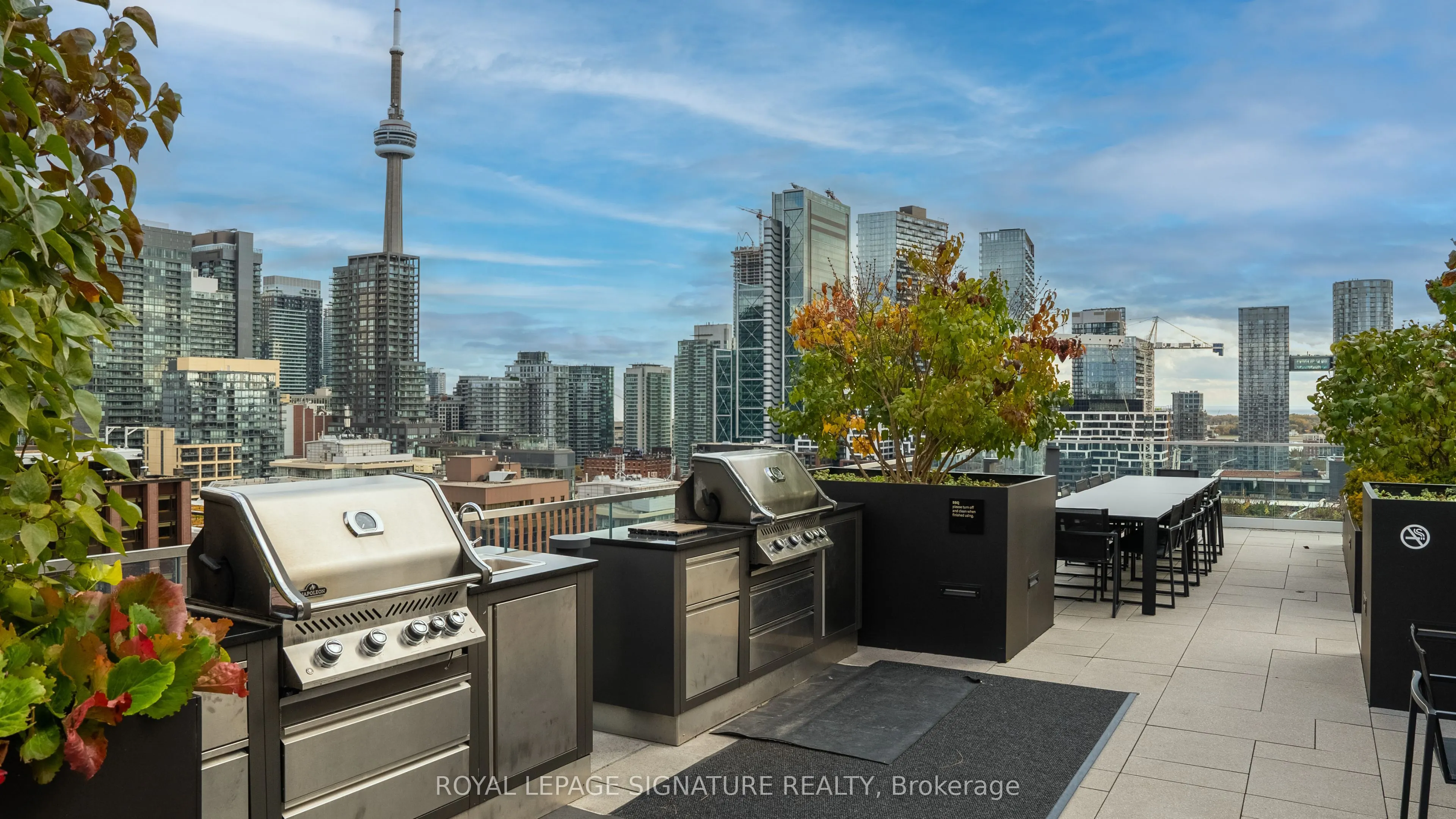 505 Richmond Street W, #1016