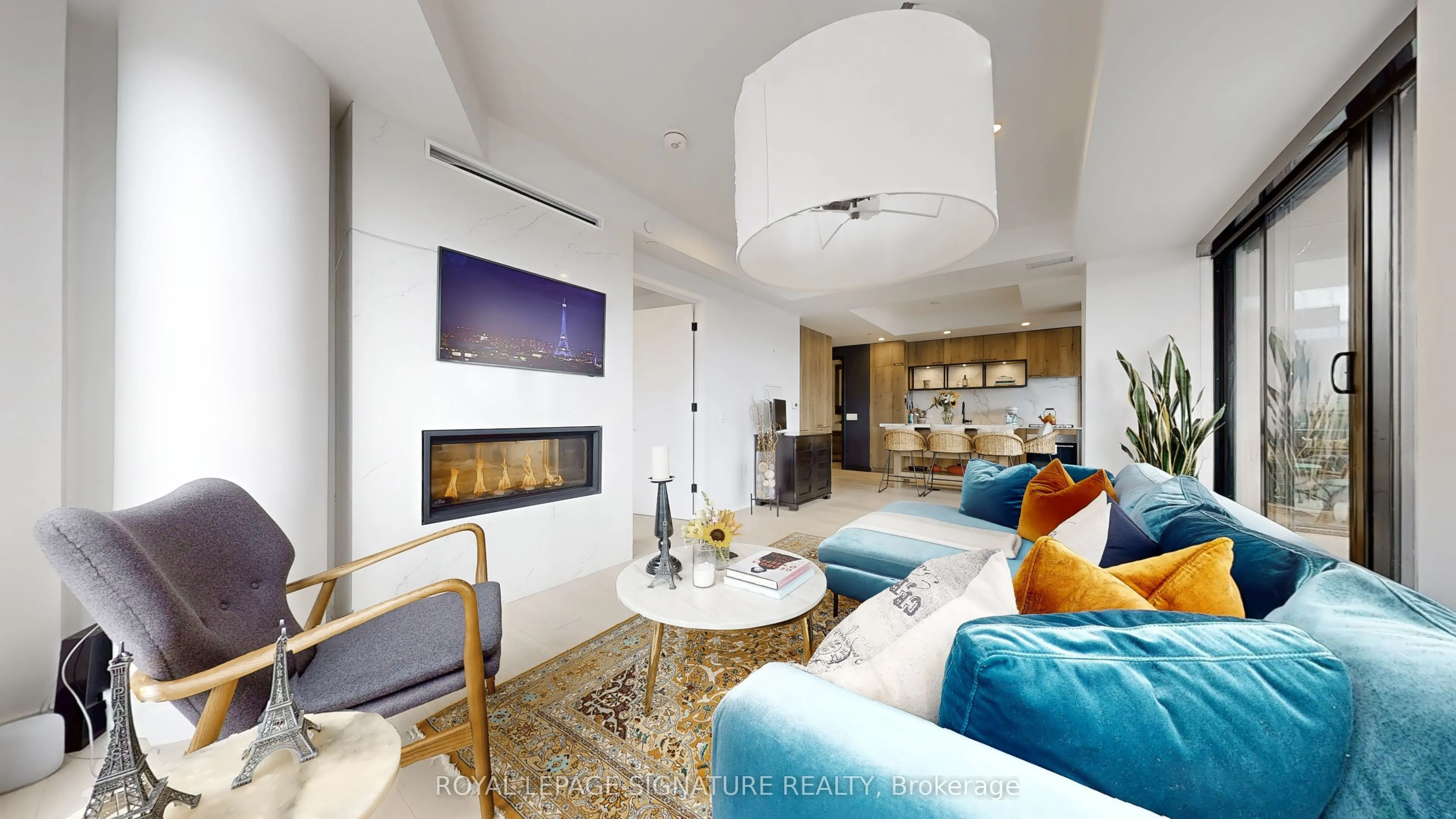 505 Richmond Street W, #1016