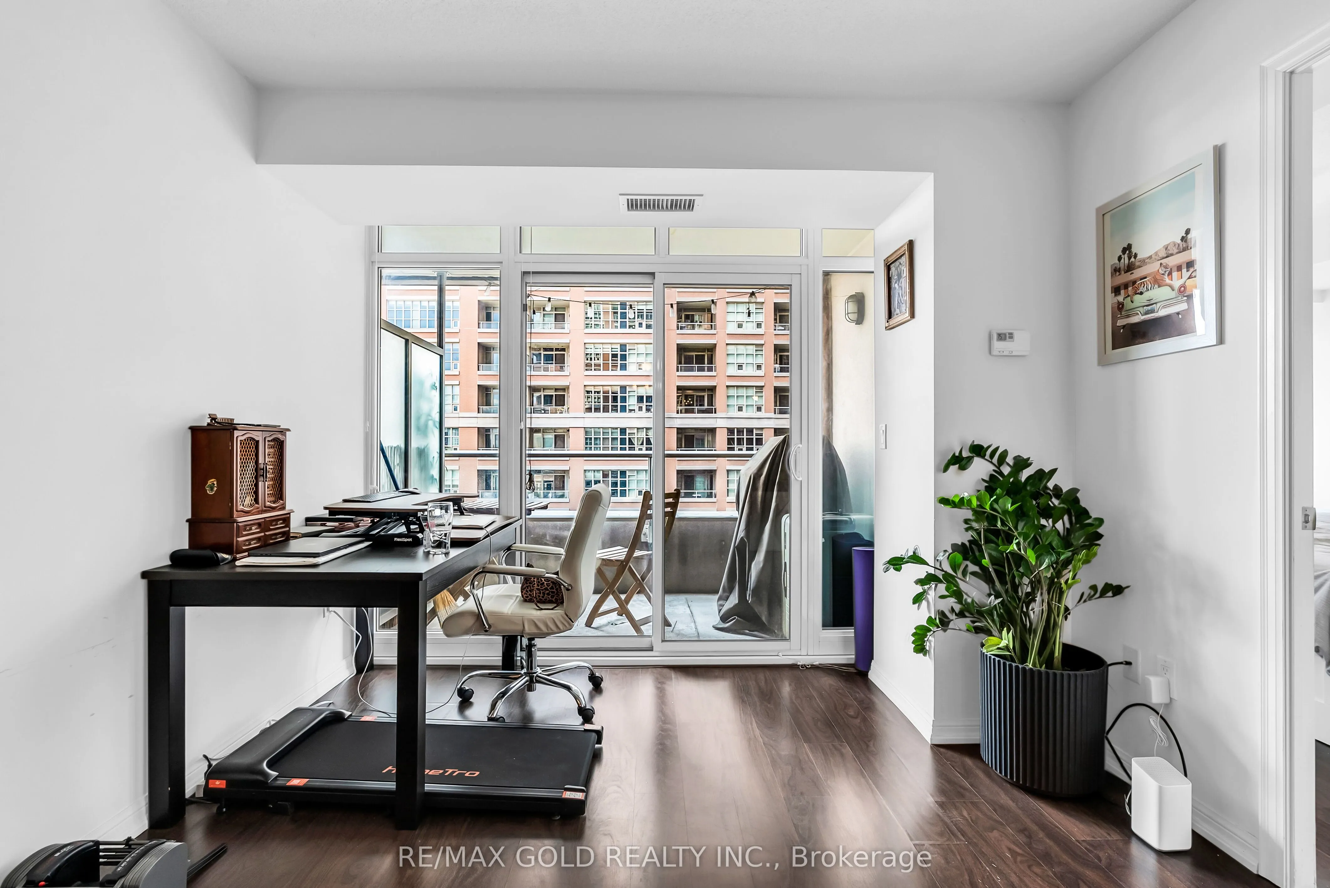 65 East Liberty Street, #606
