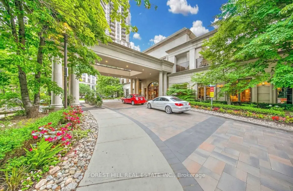 80 Harrison Garden Boulevard, #1619