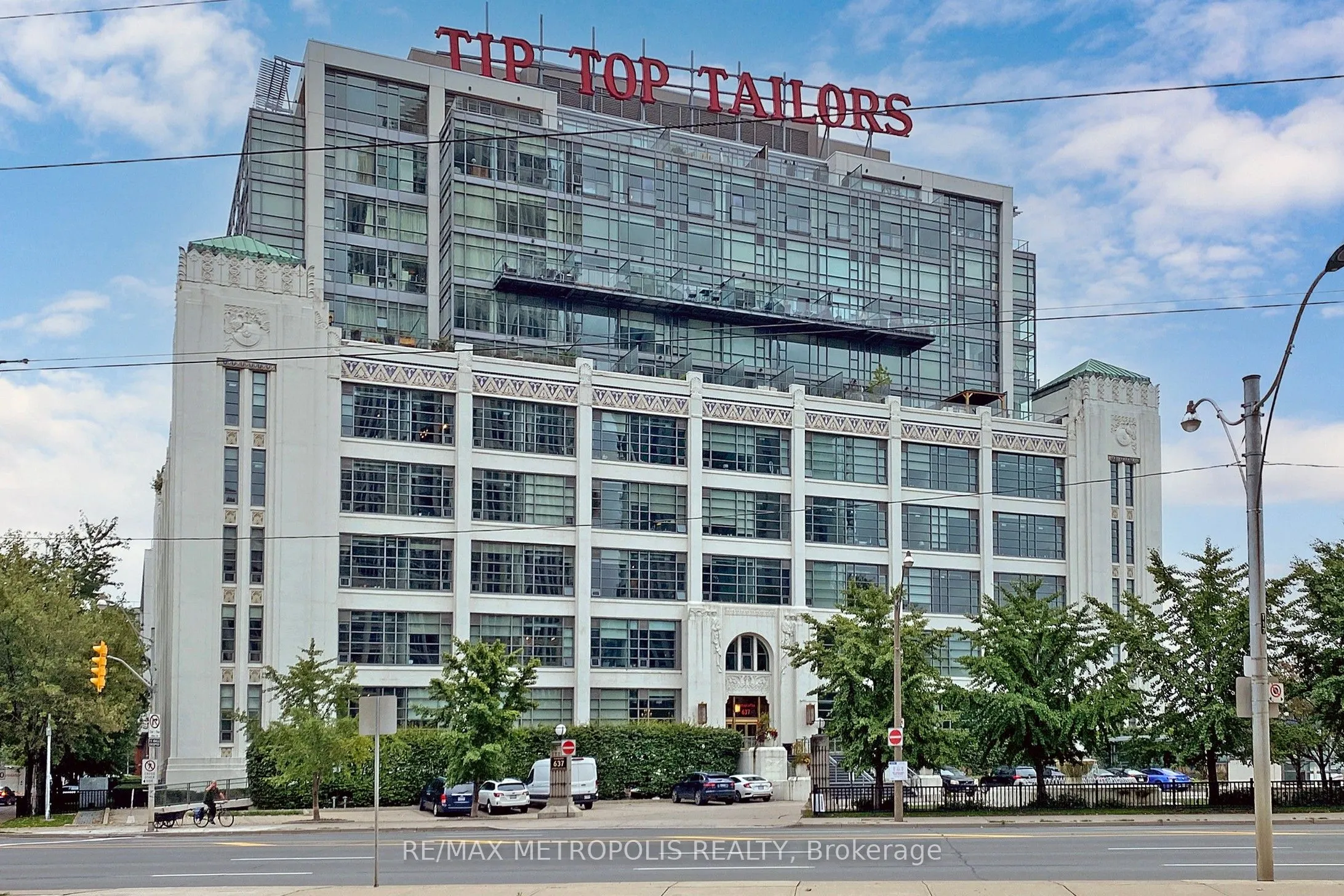 637 Lake Shore Boulevard W, #328