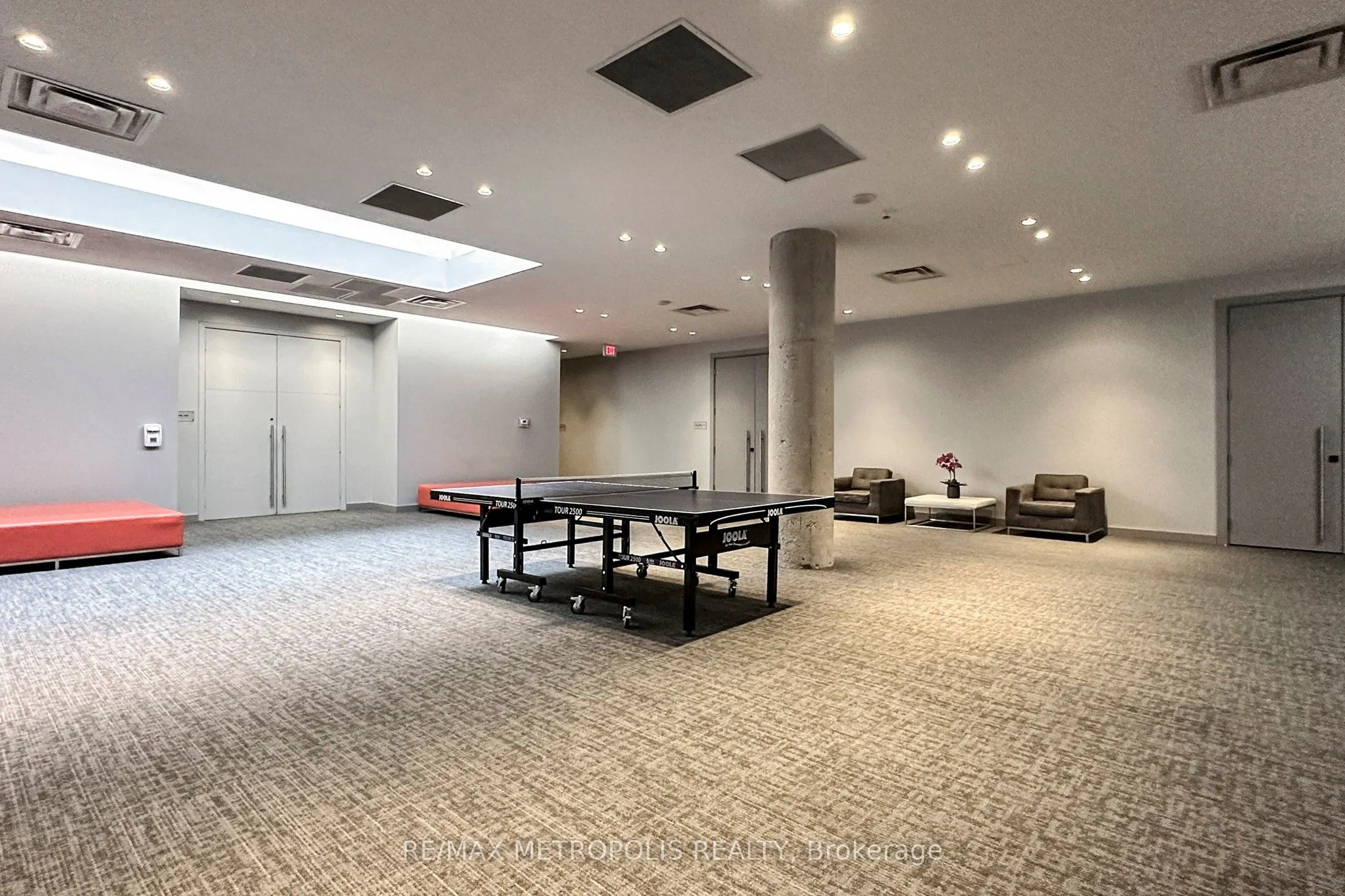 637 Lake Shore Boulevard W, #328