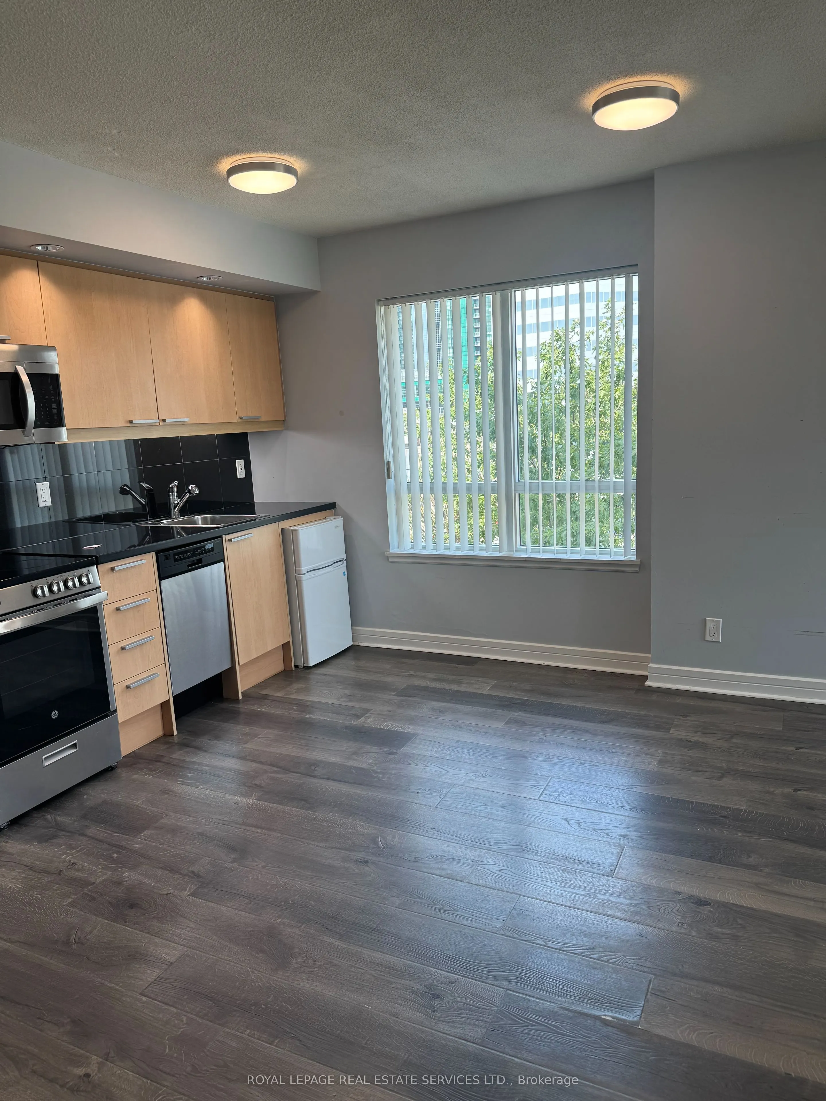 19 Avondale Avenue, #309