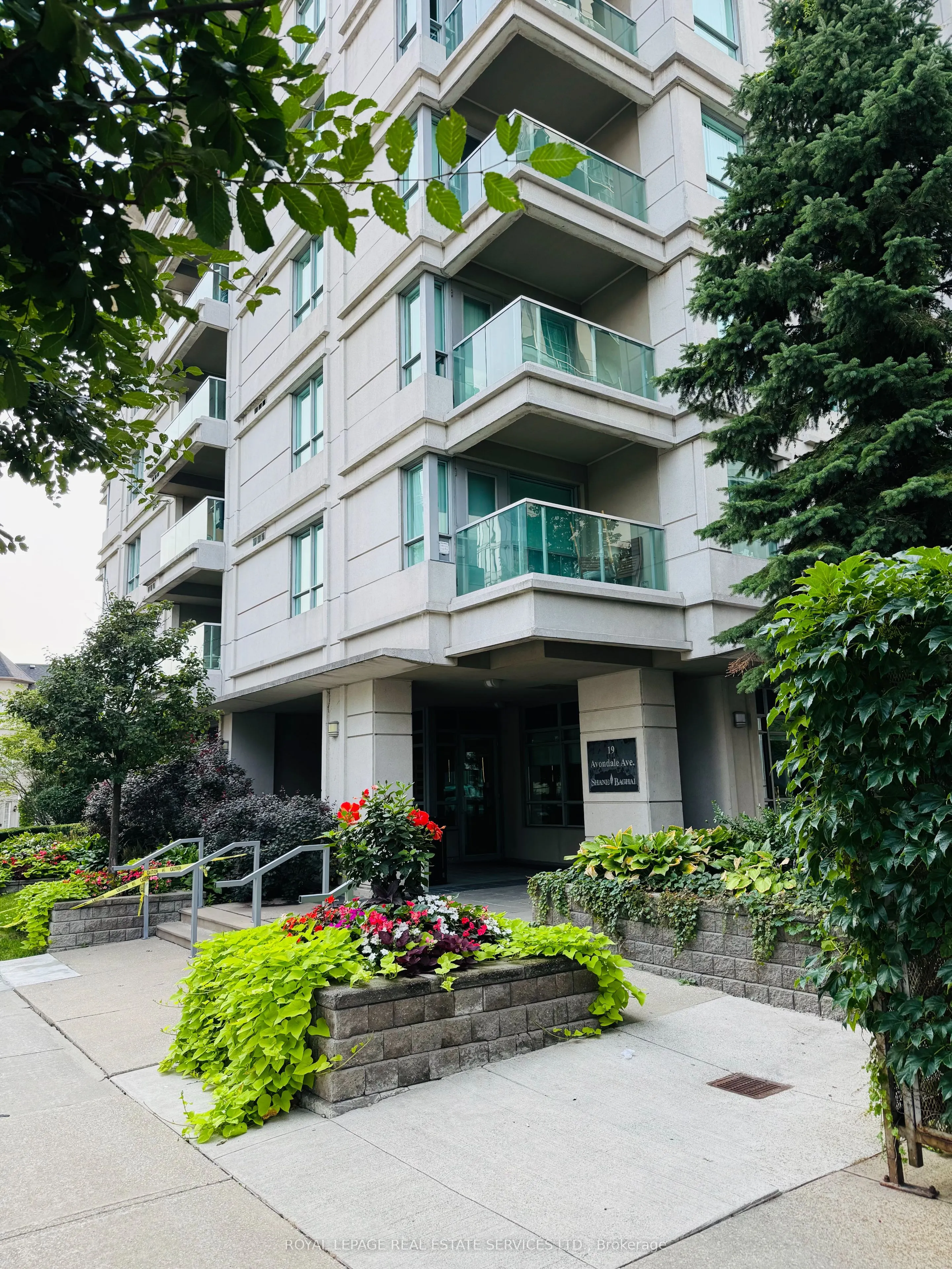 19 Avondale Avenue, #309