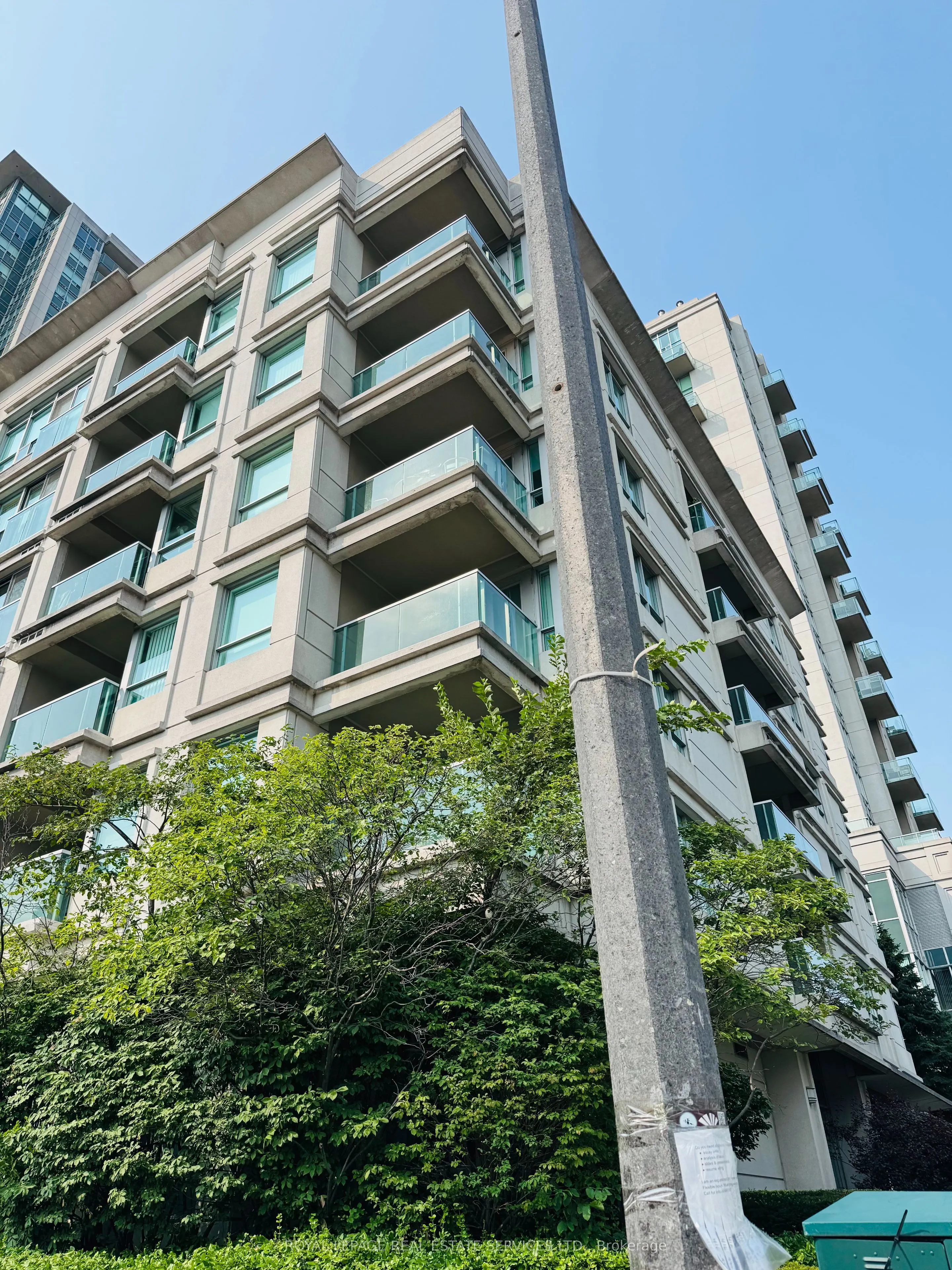 19 Avondale Avenue, #309