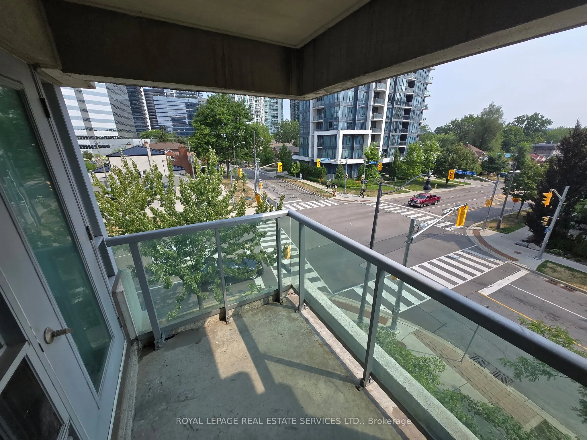 19 Avondale Avenue, #309