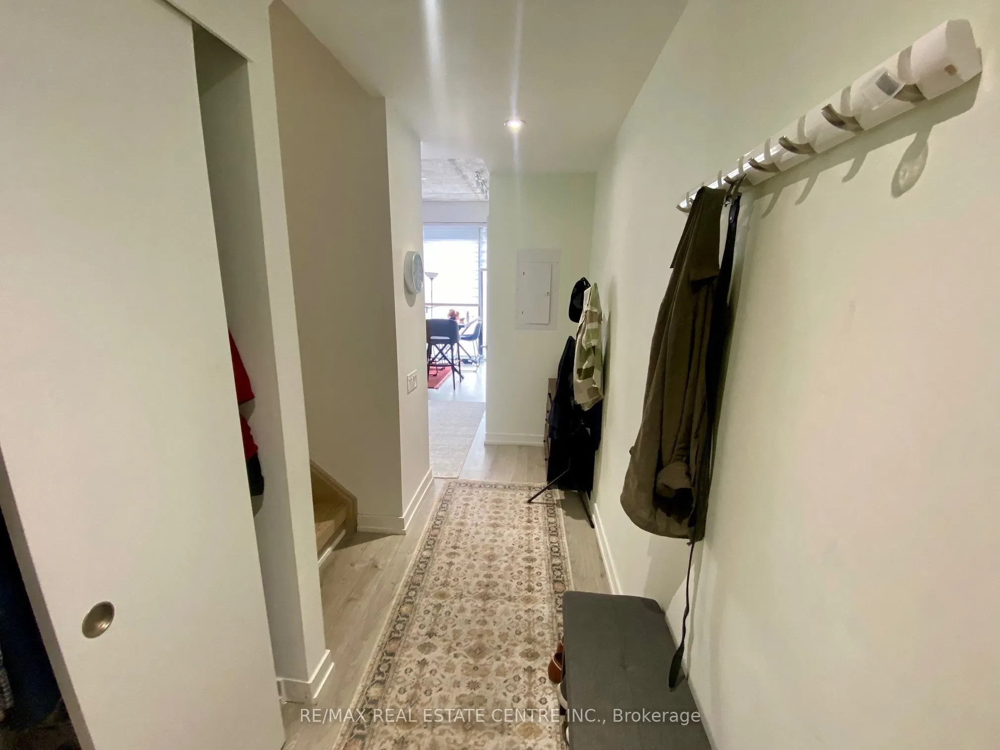 161 Roehampton Avenue E, #806