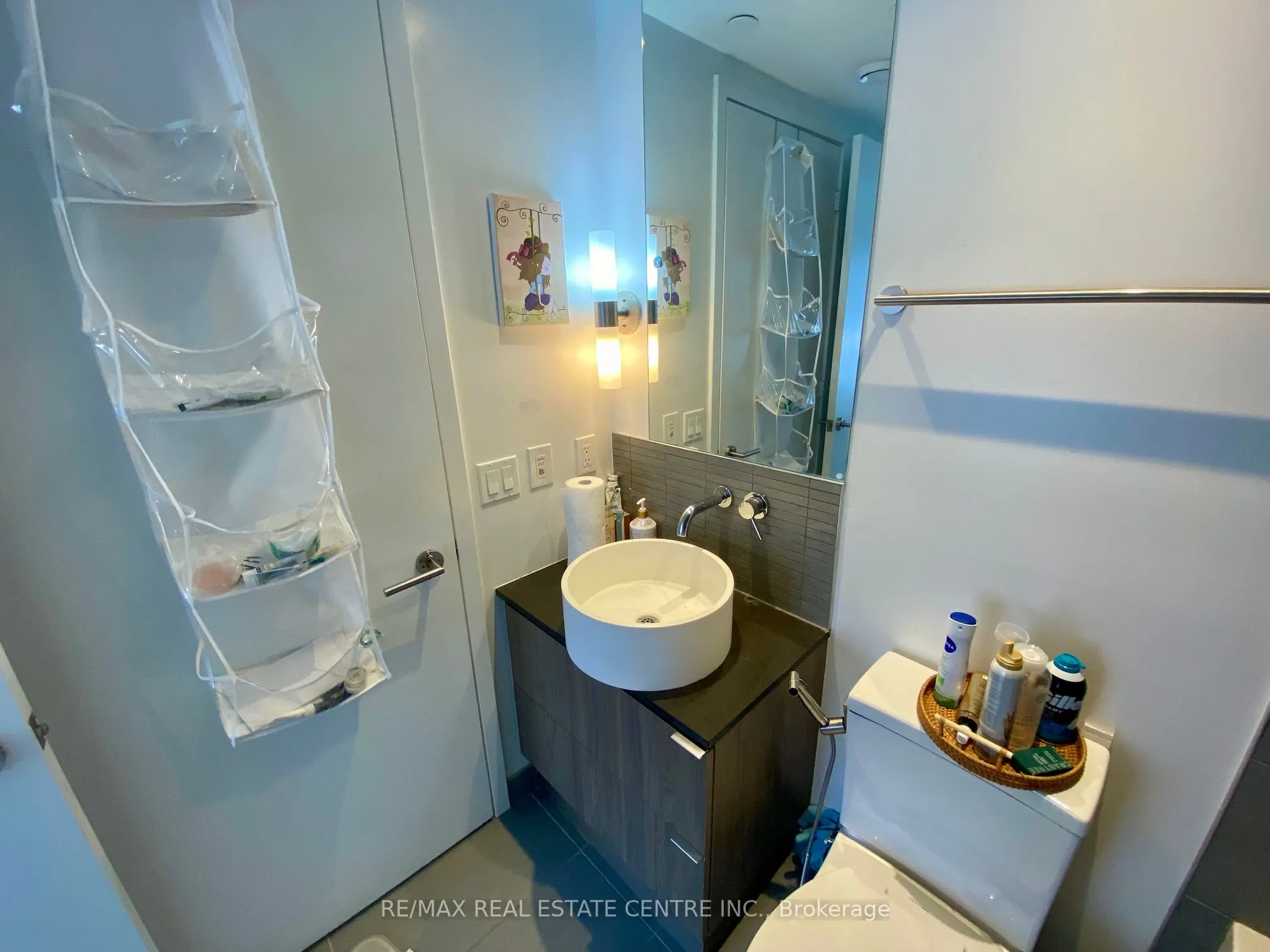 161 Roehampton Avenue E, #806